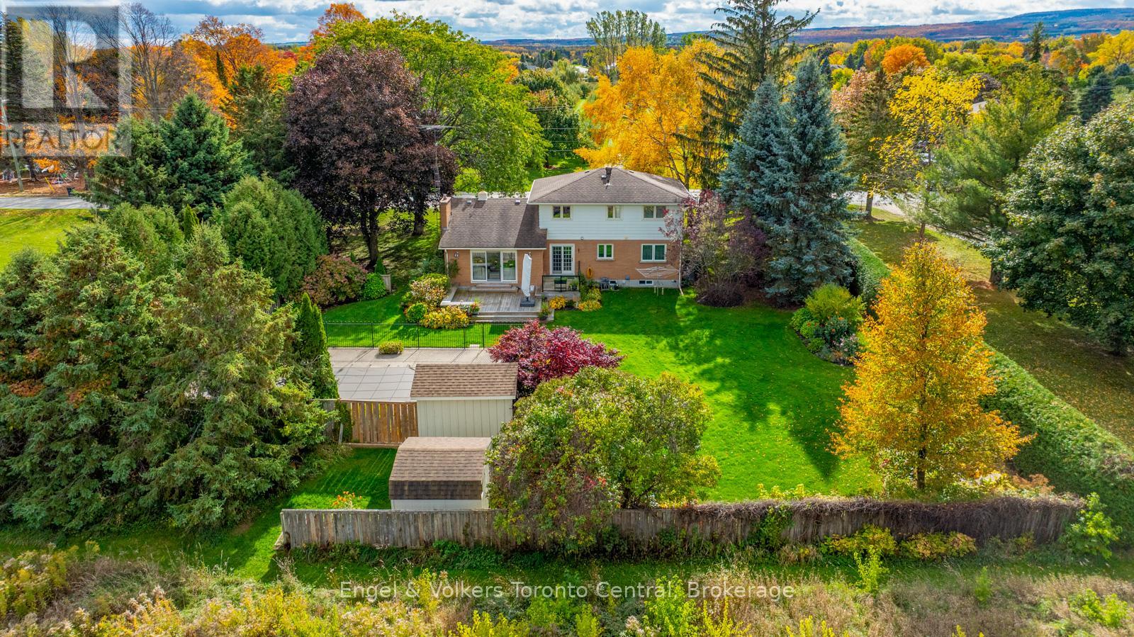 28 Batteaux Road, Clearview (Nottawa), Ontario  L0M 1P0 - Photo 2 - S12490862