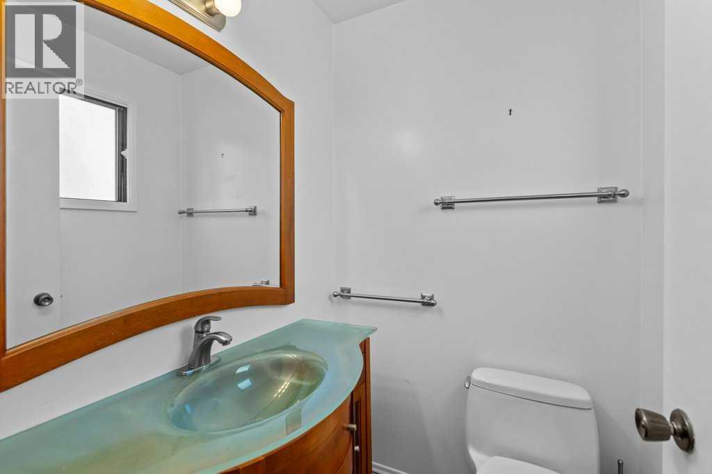 4724 Rundlehorn Drive Ne, Calgary, Alberta  T1Y 2N4 - Photo 14 - A2266087