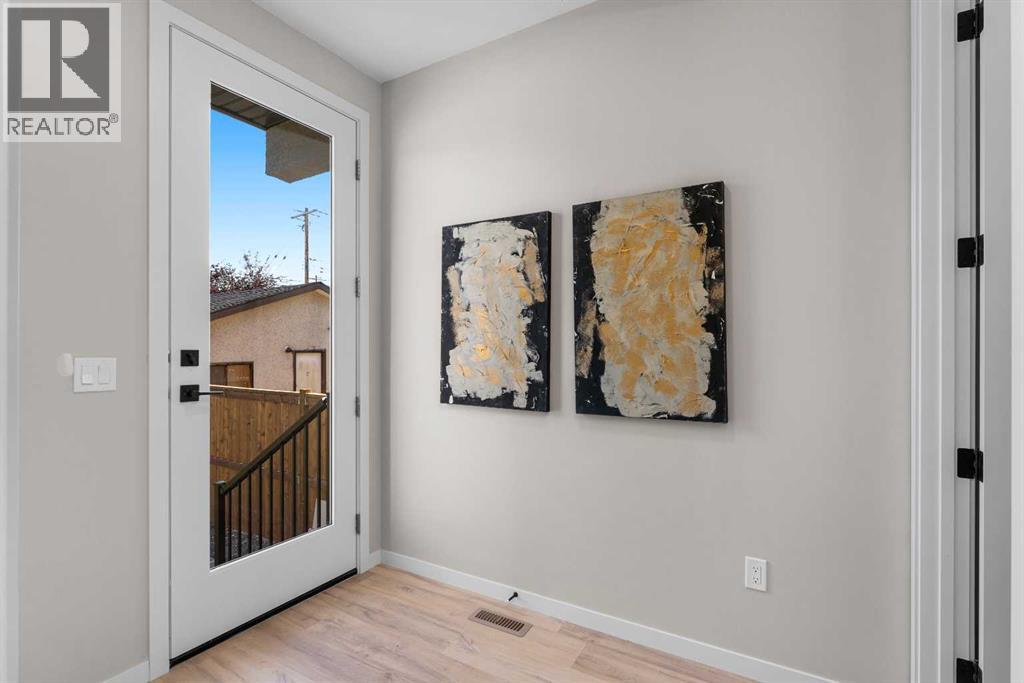 4610 84 Street Nw, Calgary, Alberta  T3B 2P5 - Photo 18 - A2266725