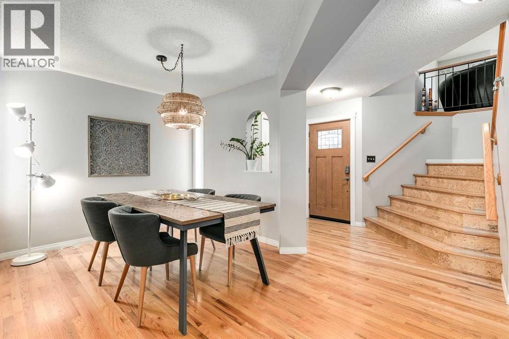 29 Douglas Woods Gardens Se, Calgary, Alberta  T2Z 3A9 - Photo 5 - A2267473