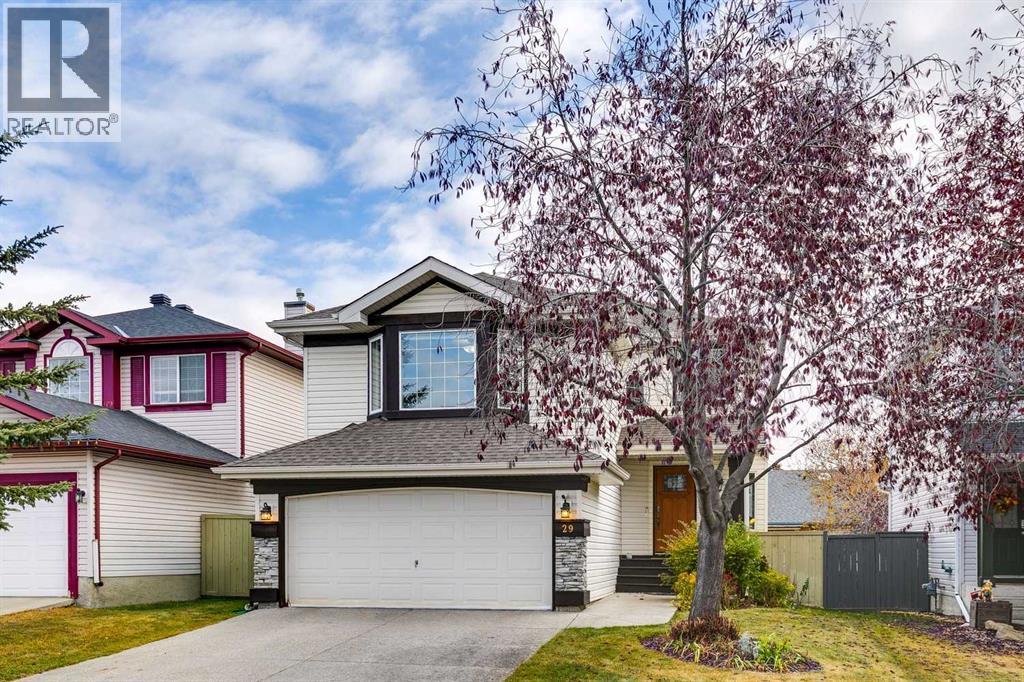 29 Douglas Woods Gardens Se, Calgary, Alberta  T2Z 3A9 - Photo 2 - A2267473