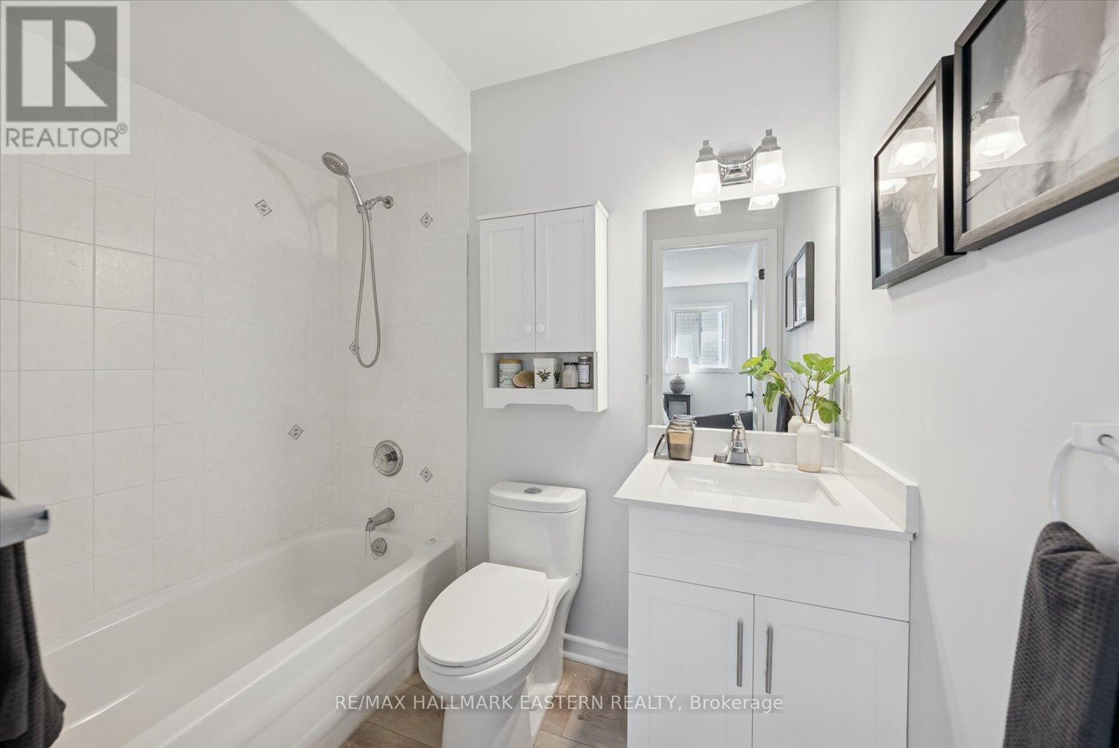 2431 Marsdale Drive, Peterborough, Ontario  K9L 1Z3 - Photo 17 - X12490720