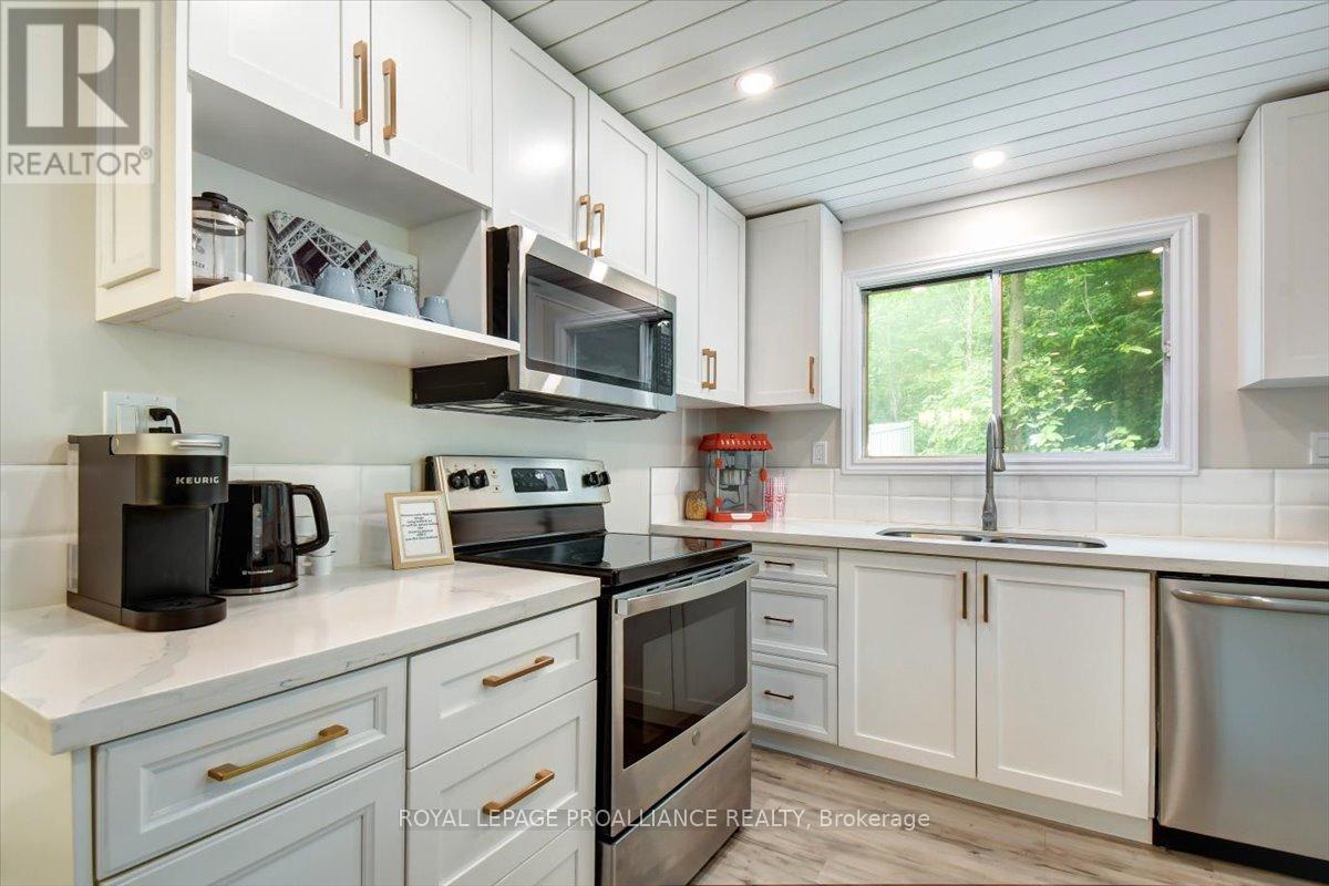 75 A & B Hughes Lane, Tweed, Ontario K0K 3J0 - Photo 35 - X12490828