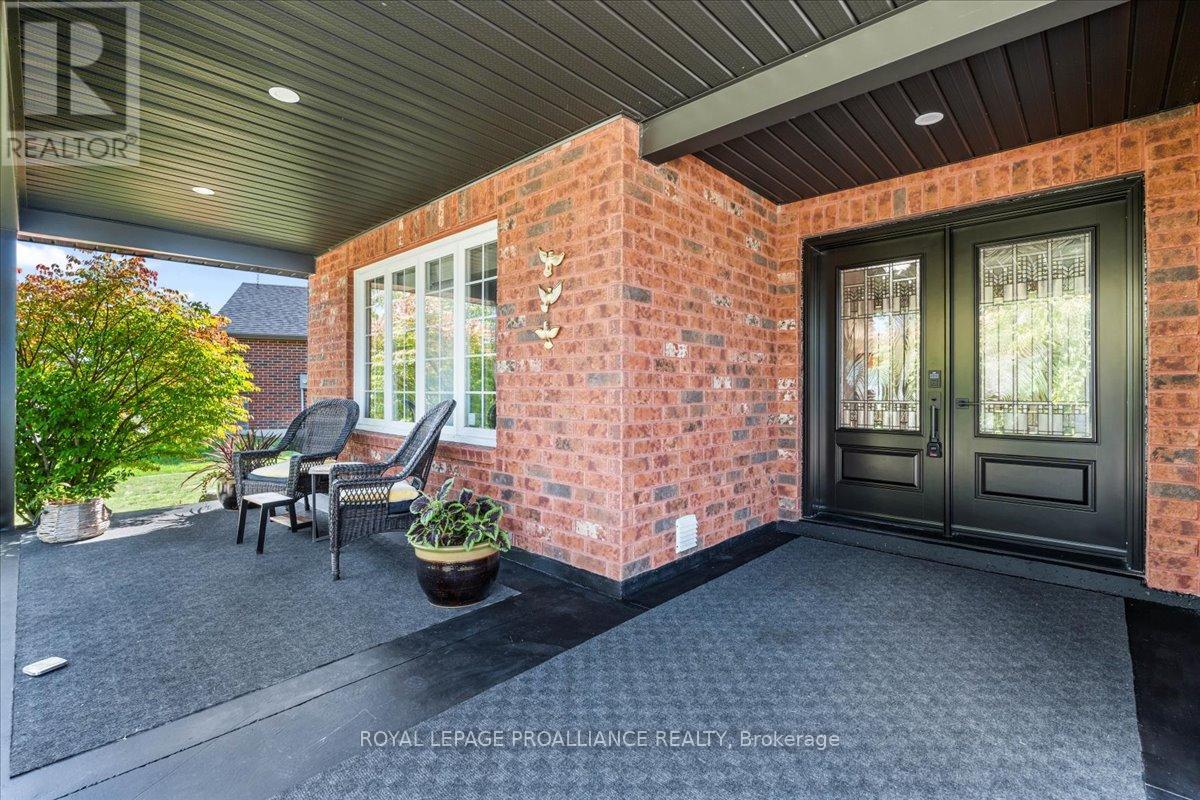 90 High Street, Trent Hills (Campbellford), Ontario  K0L 1L0 - Photo 2 - X12490864