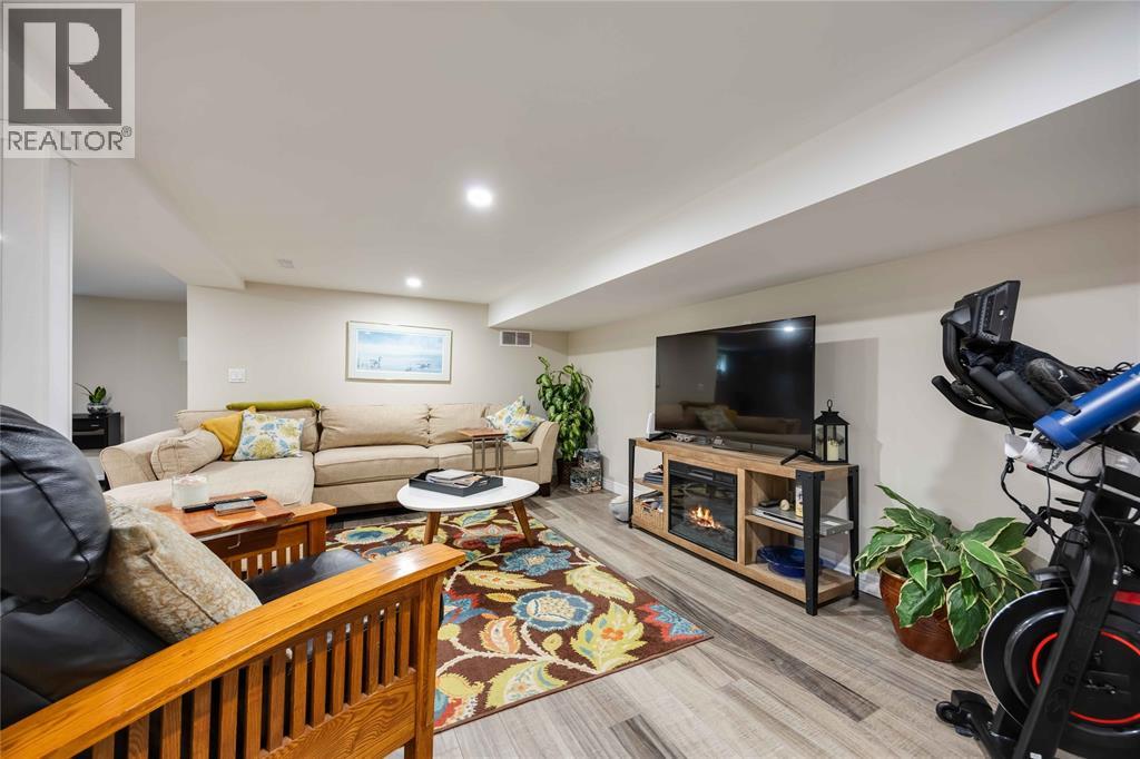 982 Hagle Street, Sarnia, Ontario  N7V 4A7 - Photo 15 - 25027558