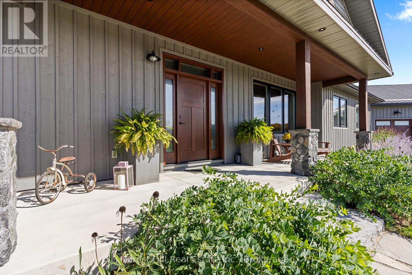 240 Lookout Drive, West Grey, Ontario  N0C 1H0 - Photo 18 - X12490686