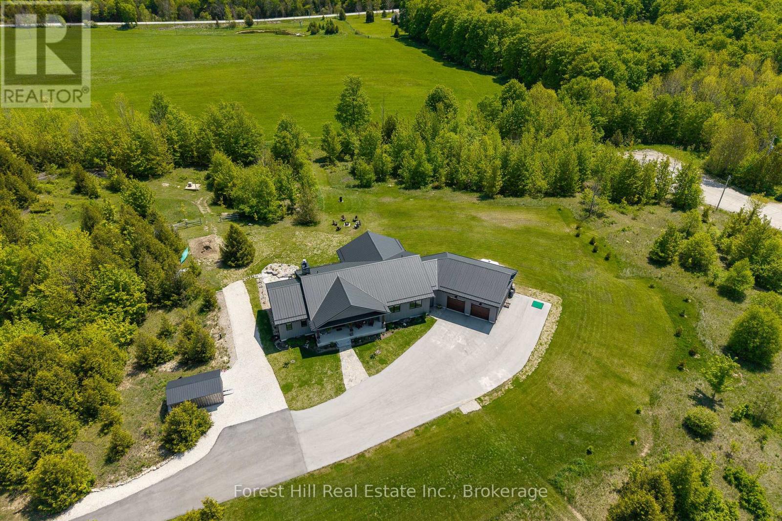 240 Lookout Drive, West Grey, Ontario  N0C 1H0 - Photo 44 - X12490686