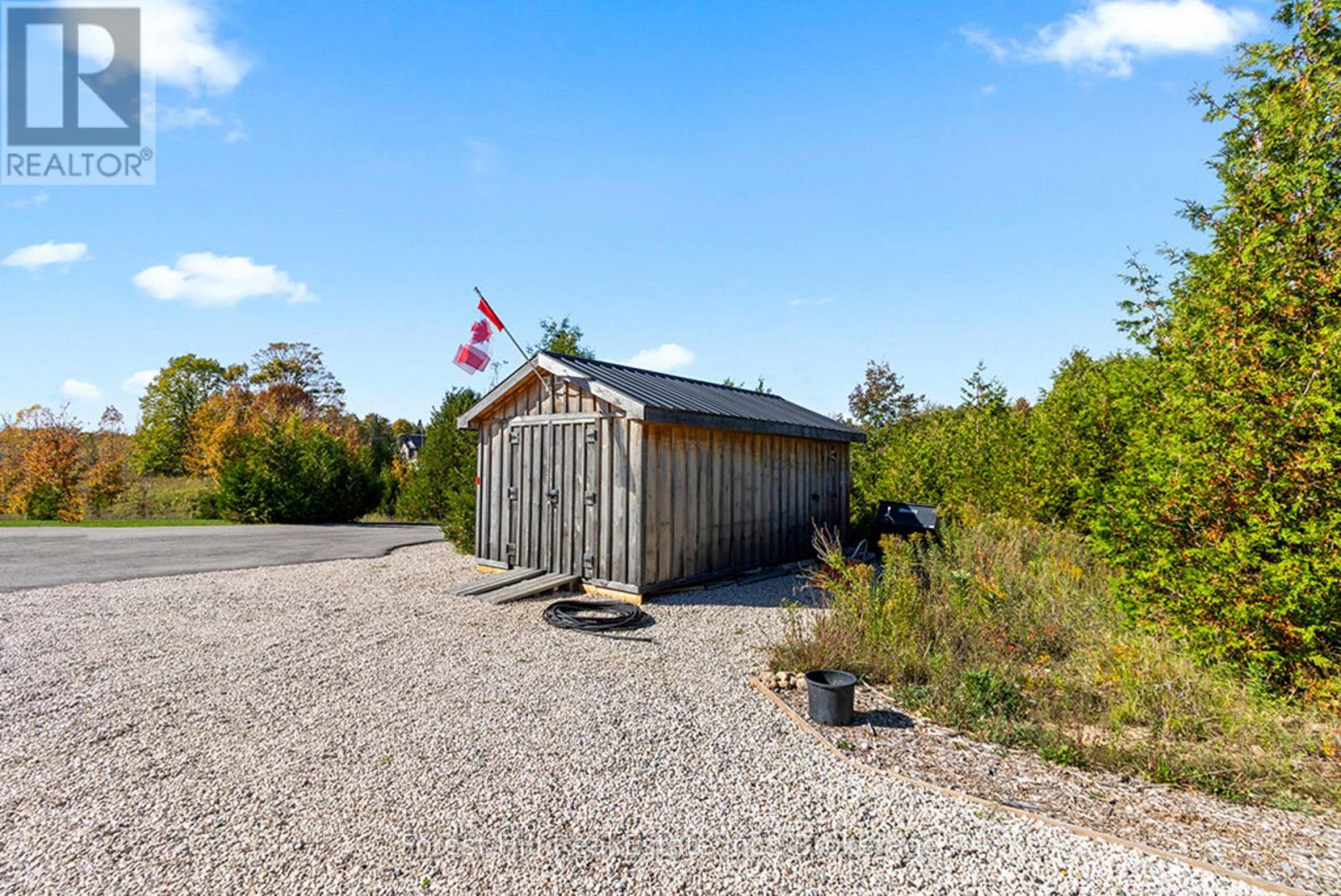 240 Lookout Drive, West Grey, Ontario  N0C 1H0 - Photo 47 - X12490686