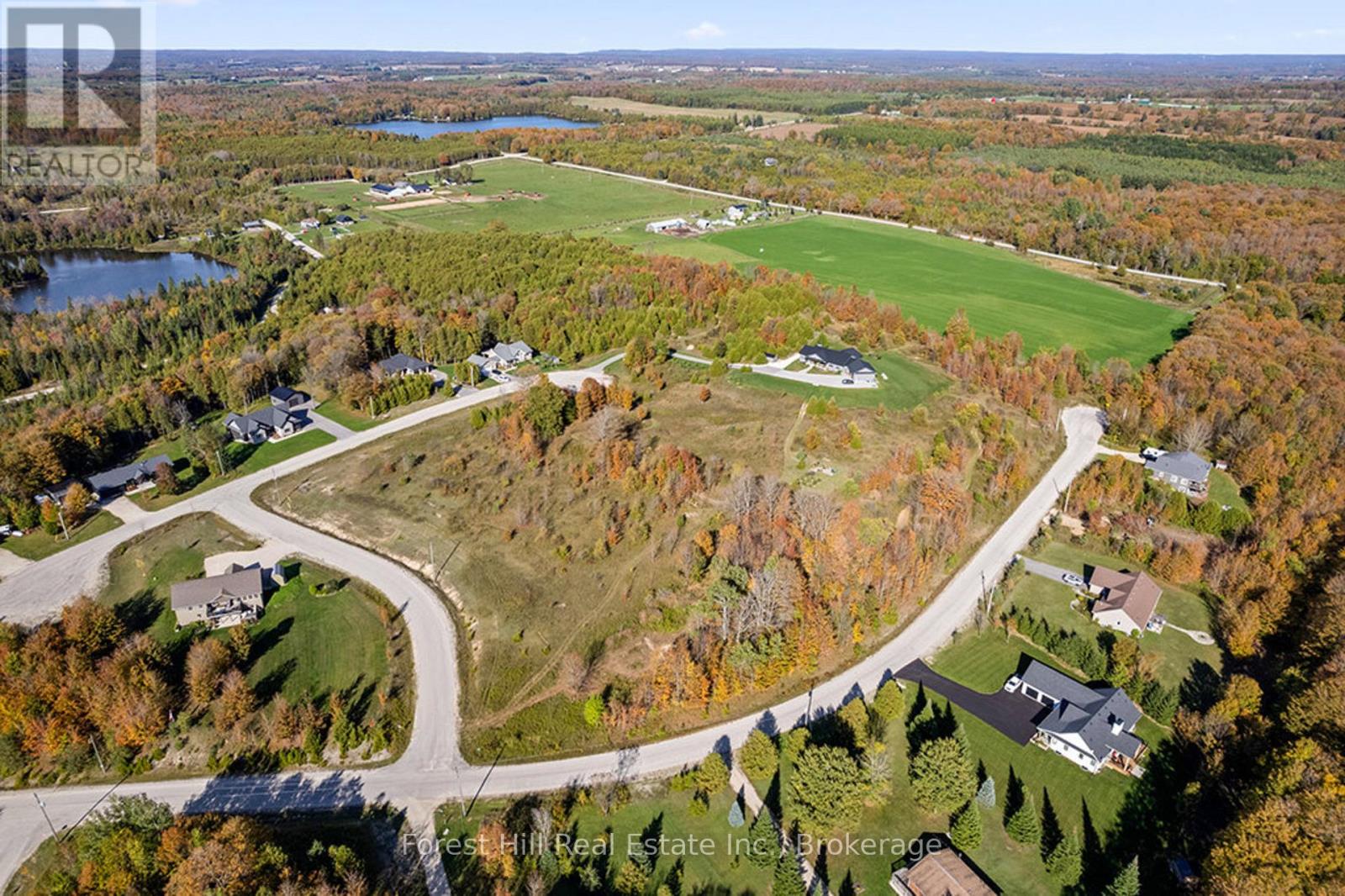 240 Lookout Drive, West Grey, Ontario  N0C 1H0 - Photo 6 - X12490686