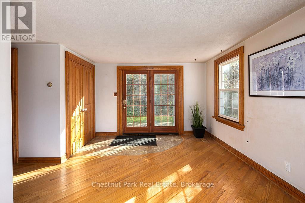 675 14th Street W, Owen Sound, Ontario  N4K 3Y5 - Photo 12 - X12490760