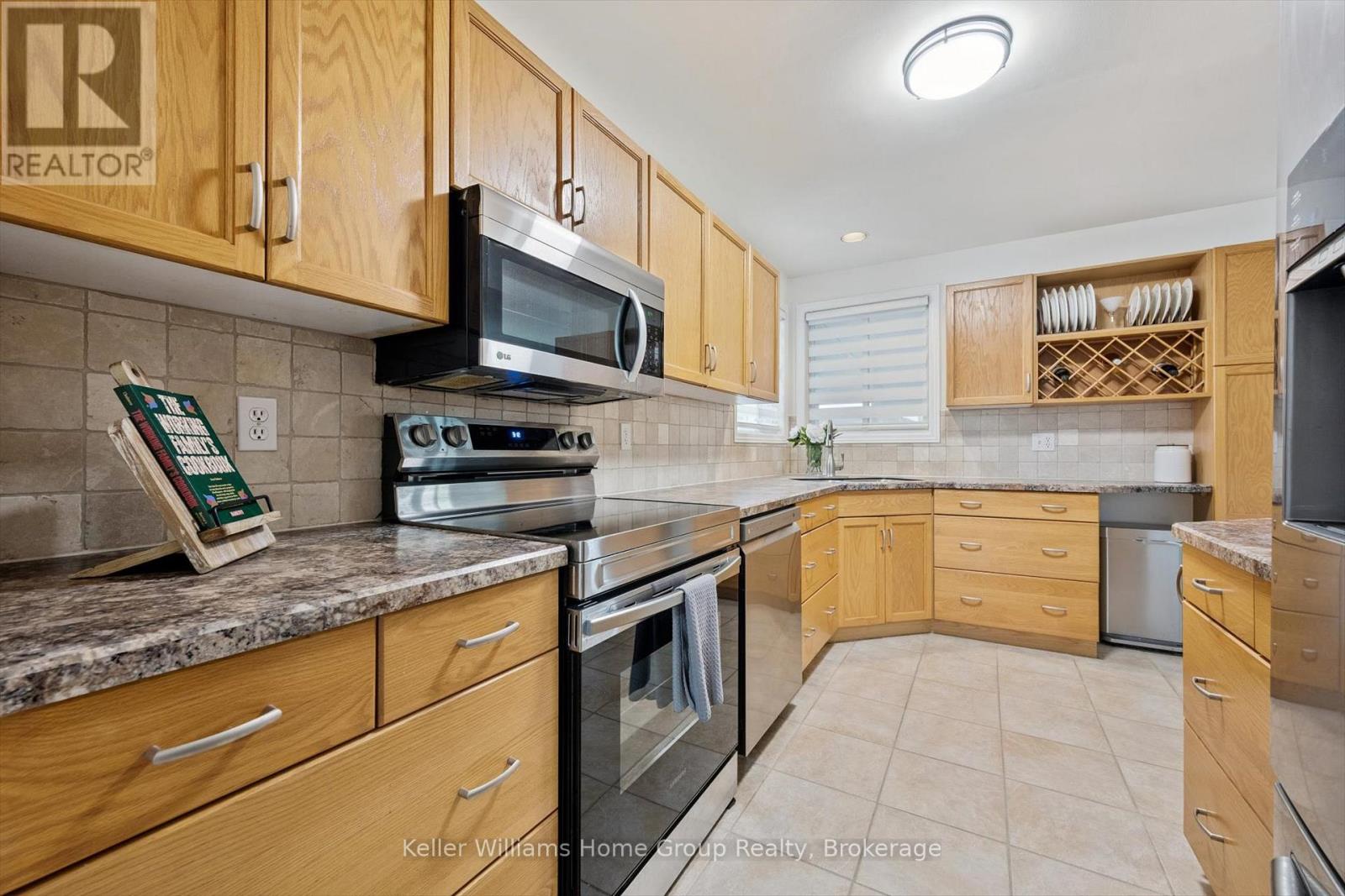 282 Highland Road, Centre Wellington, Ontario  N1M 3N9 - Photo 9 - X12490778