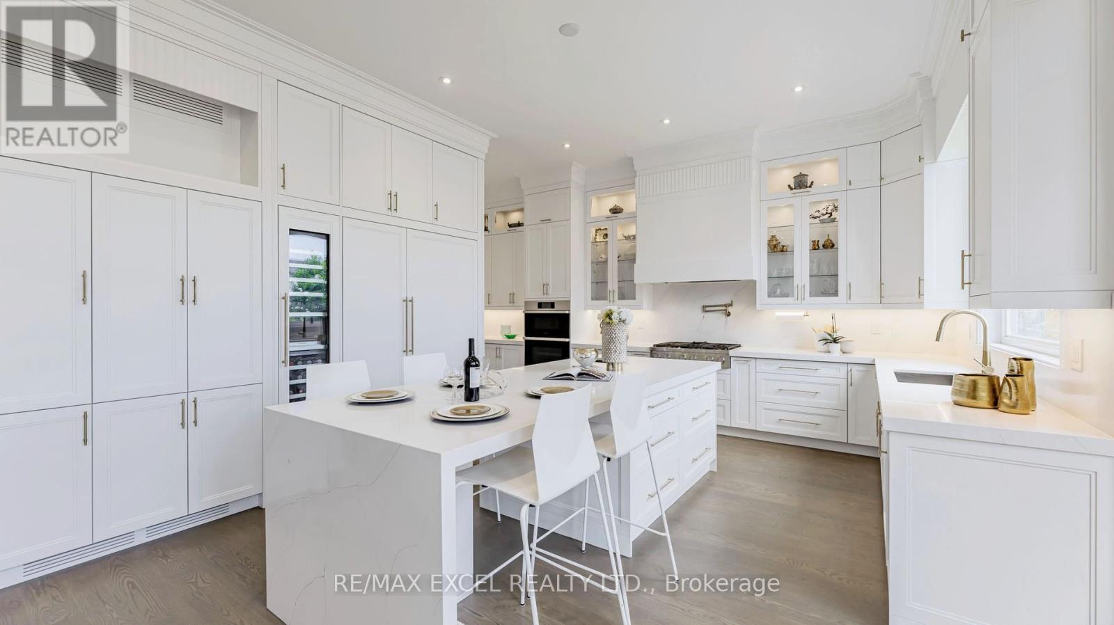 22 Sanderson Crescent, Richmond Hill, Ontario  L4C 5L4 - Photo 13 - N12490324