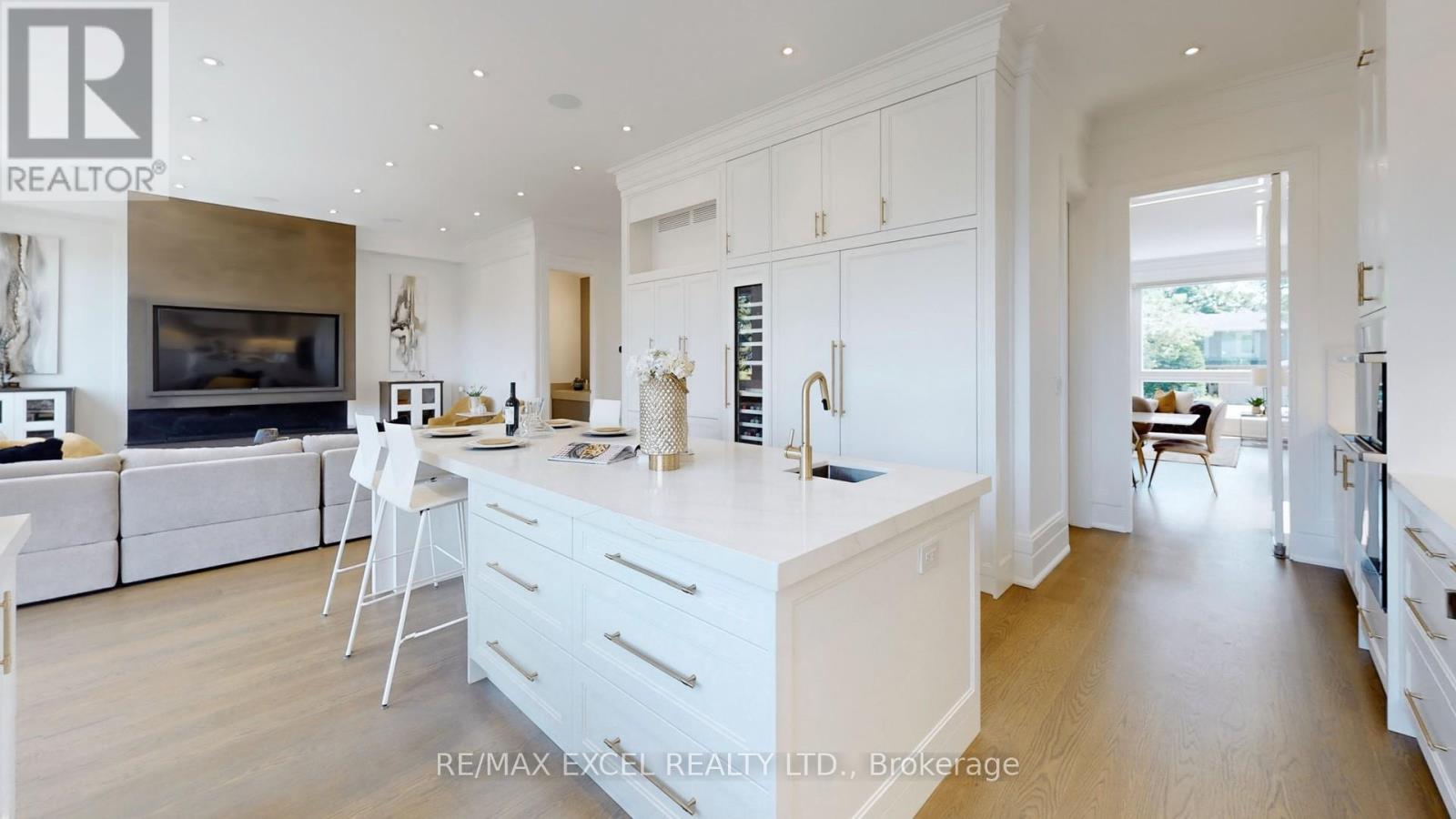 22 Sanderson Crescent, Richmond Hill, Ontario  L4C 5L4 - Photo 14 - N12490324