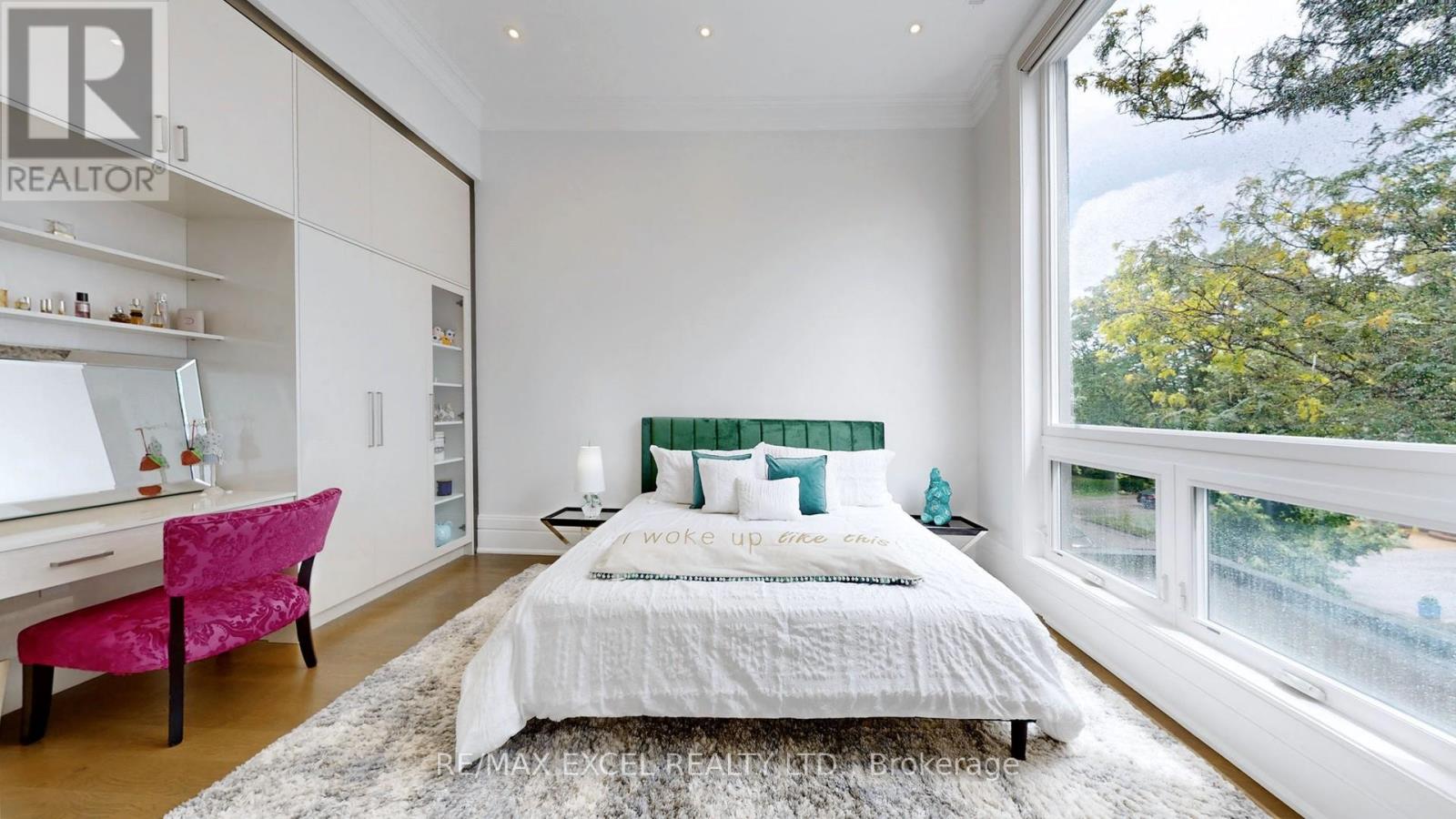 22 Sanderson Crescent, Richmond Hill, Ontario  L4C 5L4 - Photo 29 - N12490324