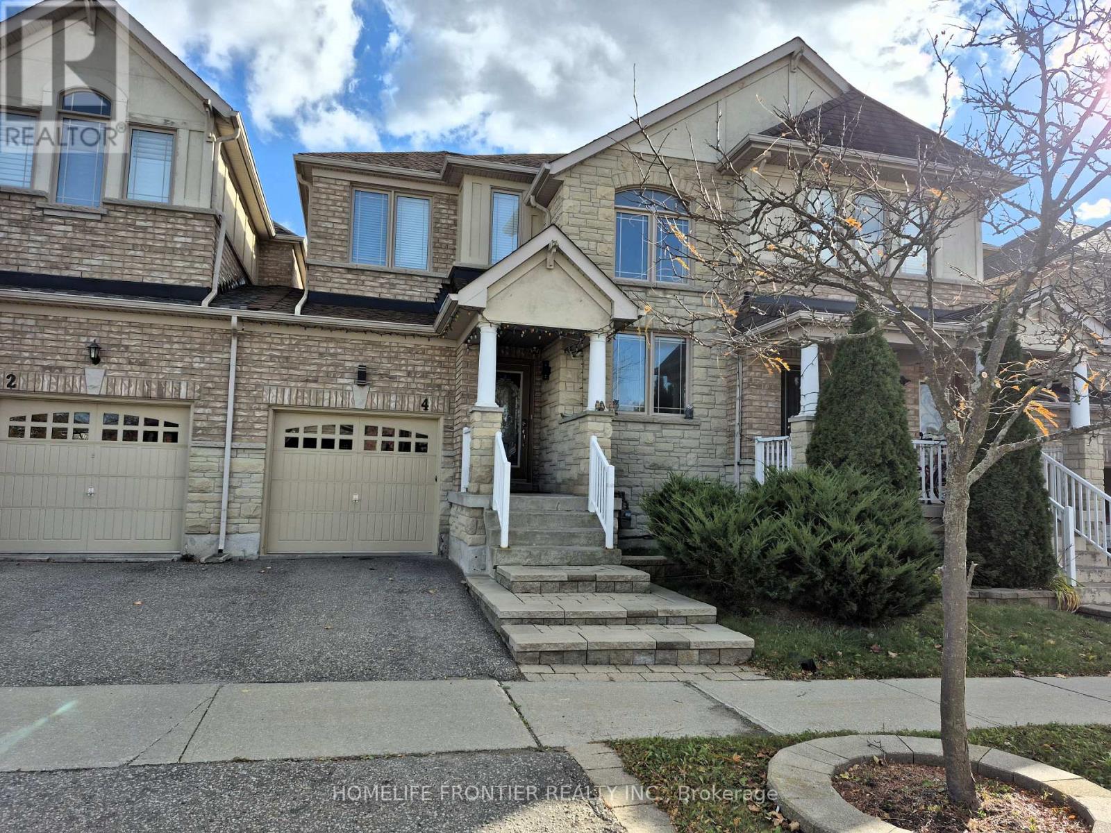 4 Riel Drive, Richmond Hill, Ontario  L4E 4W4 - Photo 1 - N12490326
