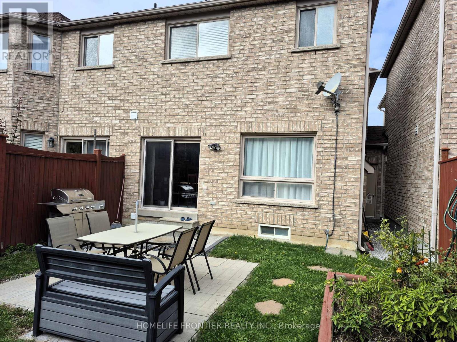 4 Riel Drive, Richmond Hill, Ontario  L4E 4W4 - Photo 16 - N12490326