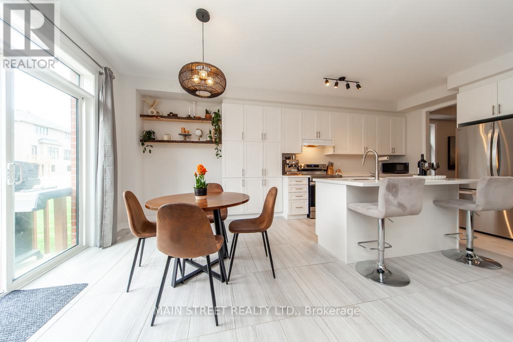 96 Big Canoe Drive, Georgina, Ontario  L0E 1R0 - Photo 12 - N12490422