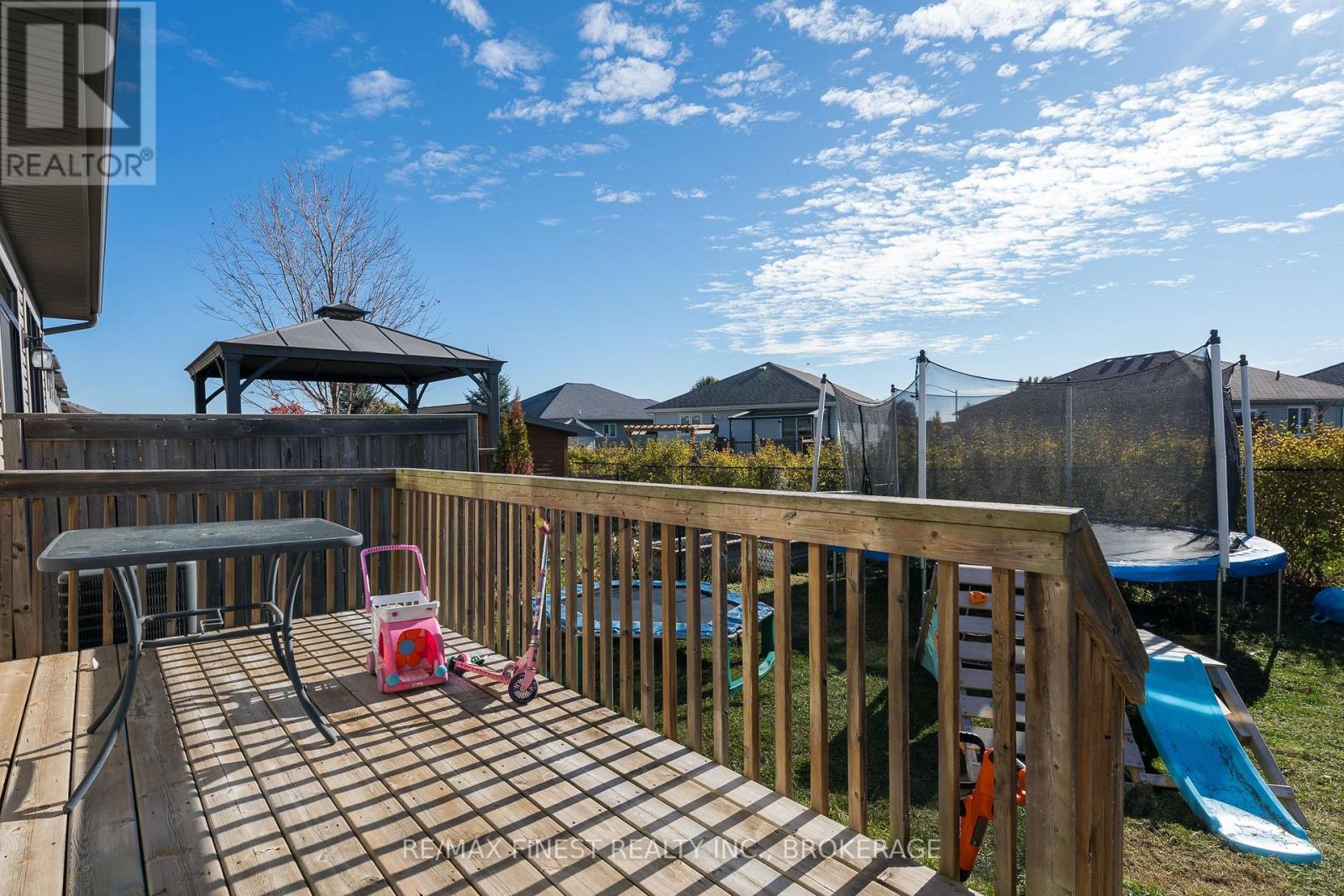 140 Simurda Court, Loyalist, Ontario  K7N 0A8 - Photo 28 - X12468923