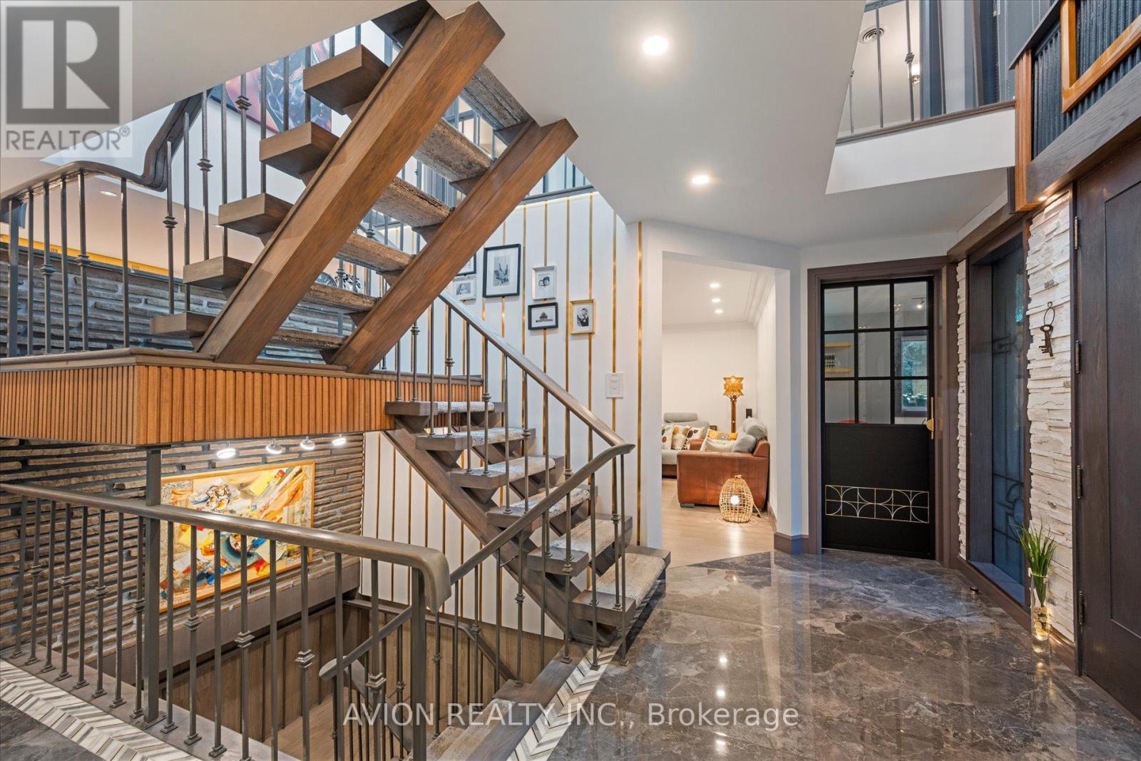 38 Purdon Drive, Toronto, Ontario  M3H 4X1 - Photo 9 - C12423540