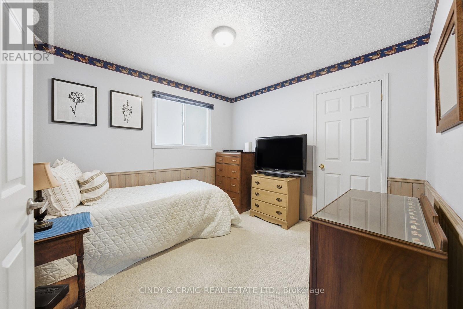 318 Sandringham Drive, Clarington, Ontario  L1E 3A7 - Photo 8 - E12487770