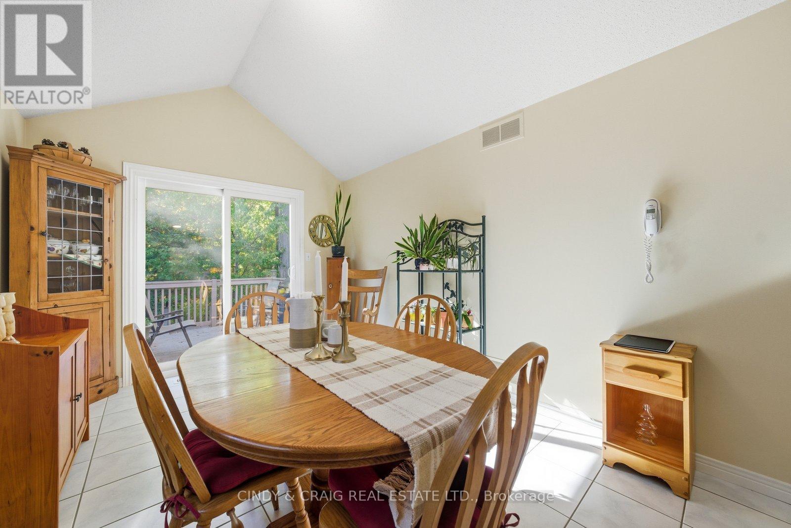 318 Sandringham Drive, Clarington, Ontario  L1E 3A7 - Photo 5 - E12487770