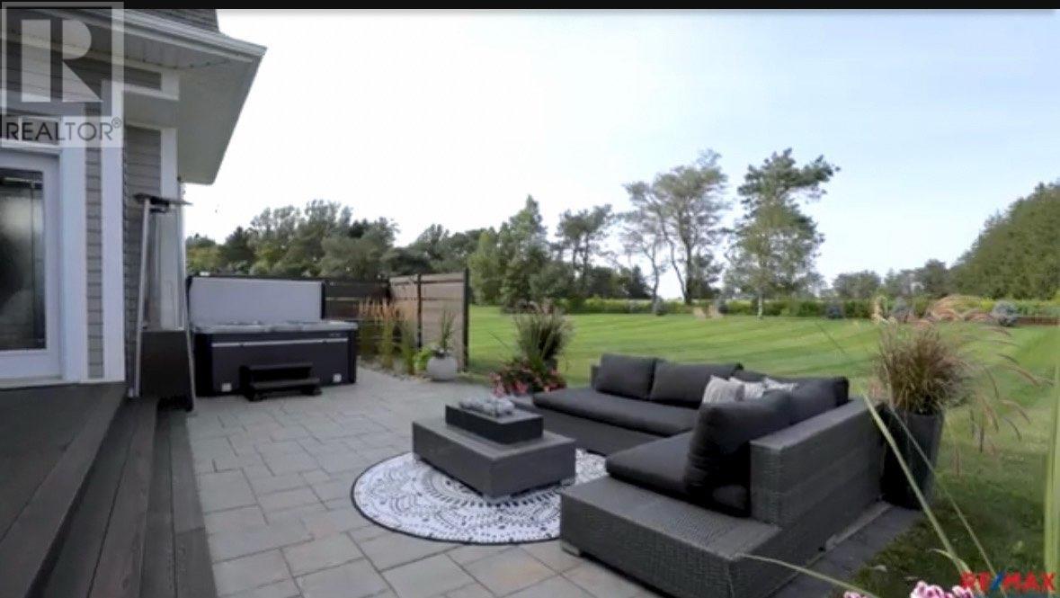 52 Strawberry Lane, Stratford, Prince Edward Island  C1B 0K7 - Photo 10 - 202526894