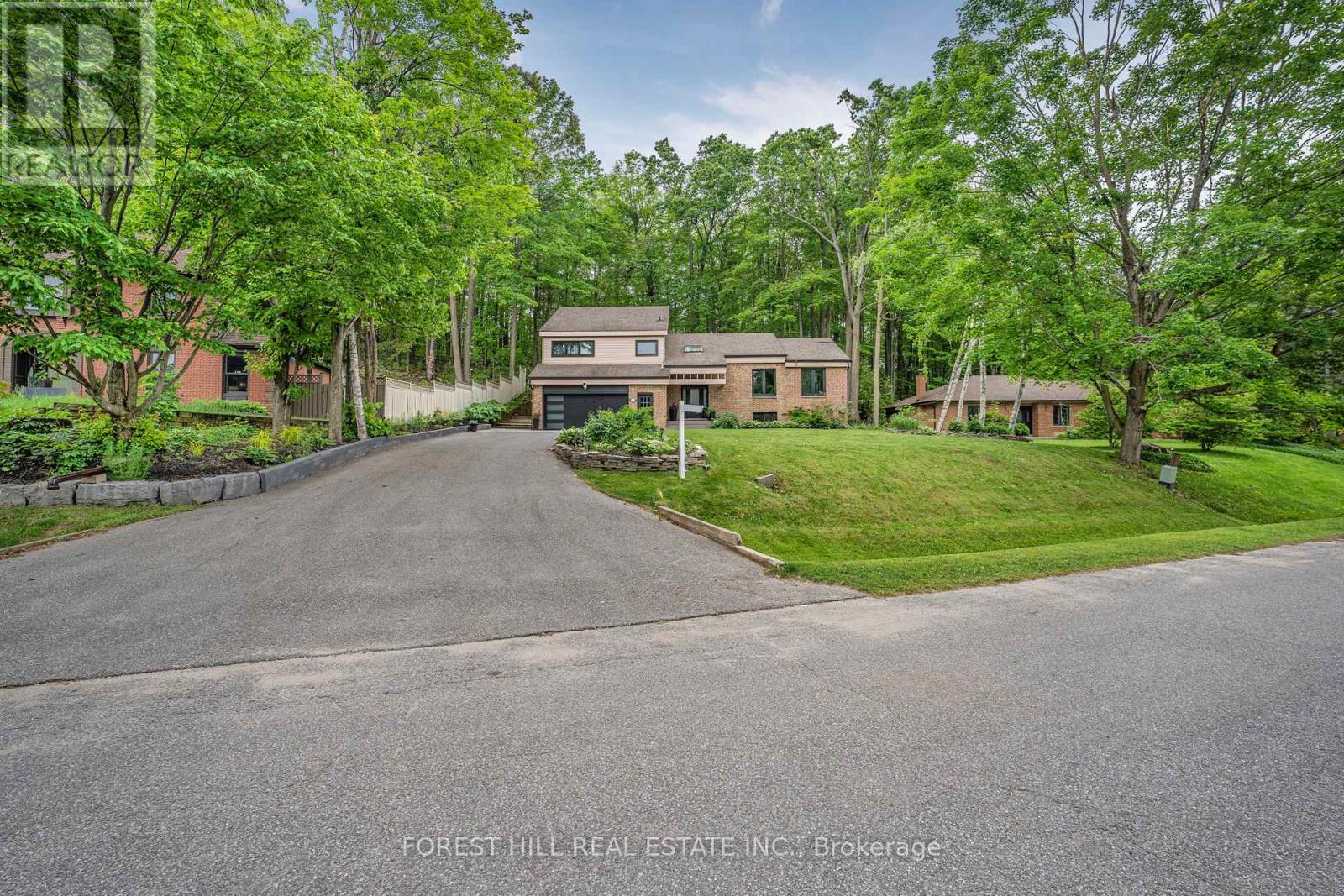 8 Frid Boulevard, Springwater, Ontario  L9X 0P5 - Photo 2 - S12408136