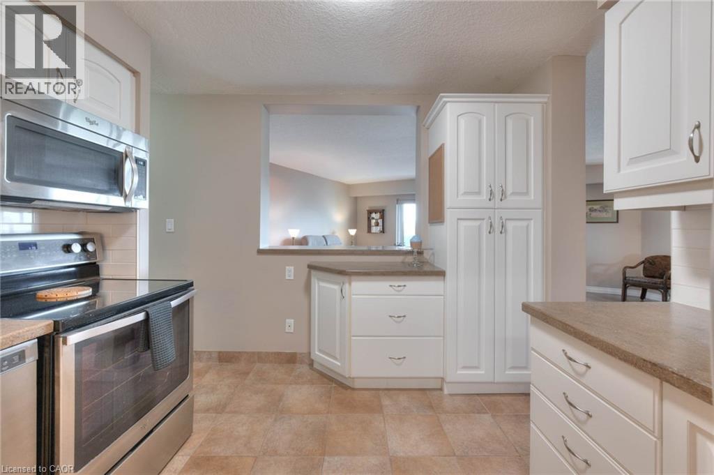 250 Glenridge Drive Unit# 606, Waterloo, Ontario  N2J 4H8 - Photo 7 - 40748347