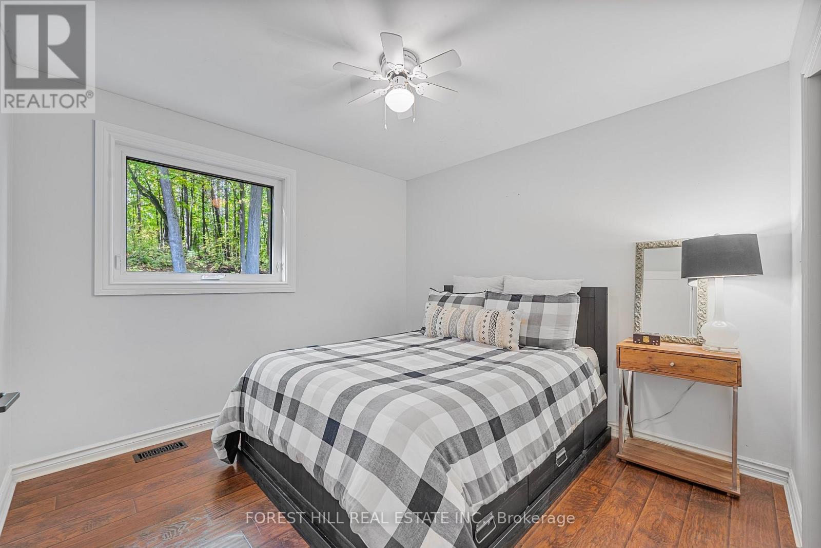 8 Frid Boulevard, Springwater, Ontario  L9X 0P5 - Photo 31 - S12408136