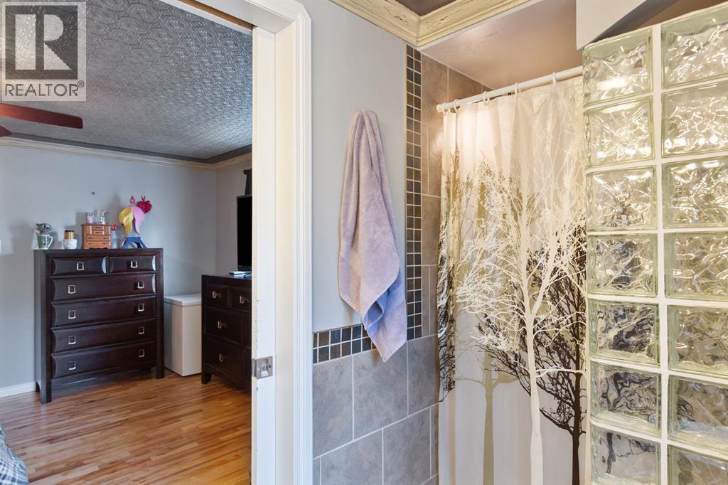 4 Birch Close, Olds, Alberta  T4H 1M2 - Photo 19 - A2257415