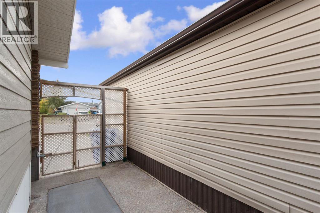 4 Birch Close, Olds, Alberta  T4H 1M2 - Photo 31 - A2257415