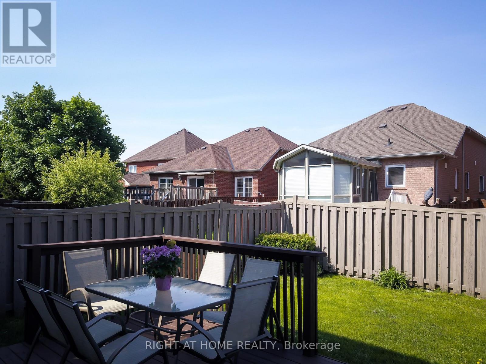 6118 Clover Ridge Court, Mississauga, Ontario  L5N 7B2 - Photo 19 - W12490302