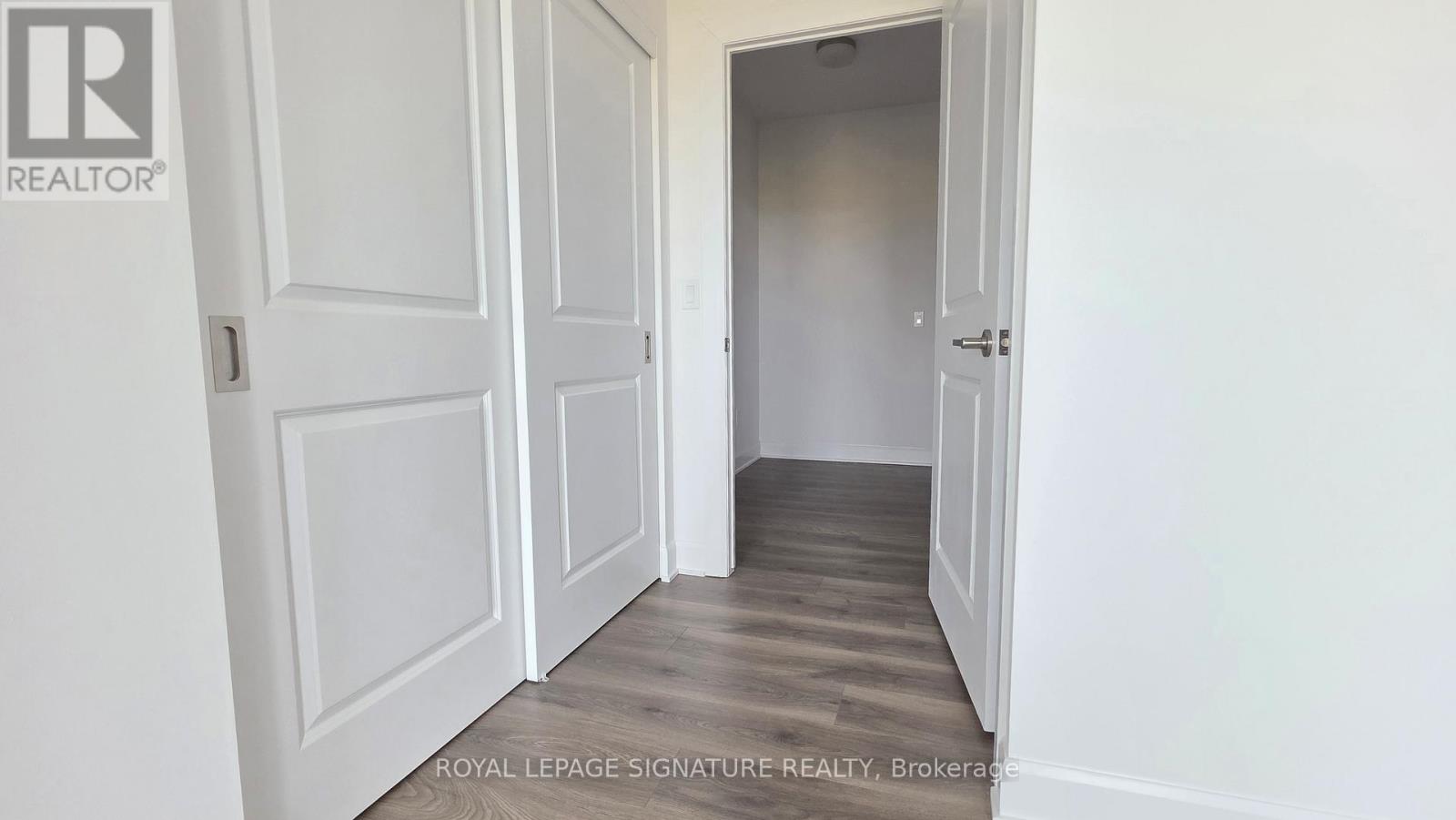 1508 - 3240 William Coltson Avenue, Oakville, Ontario  L6H 0X1 - Photo 21 - W12490316