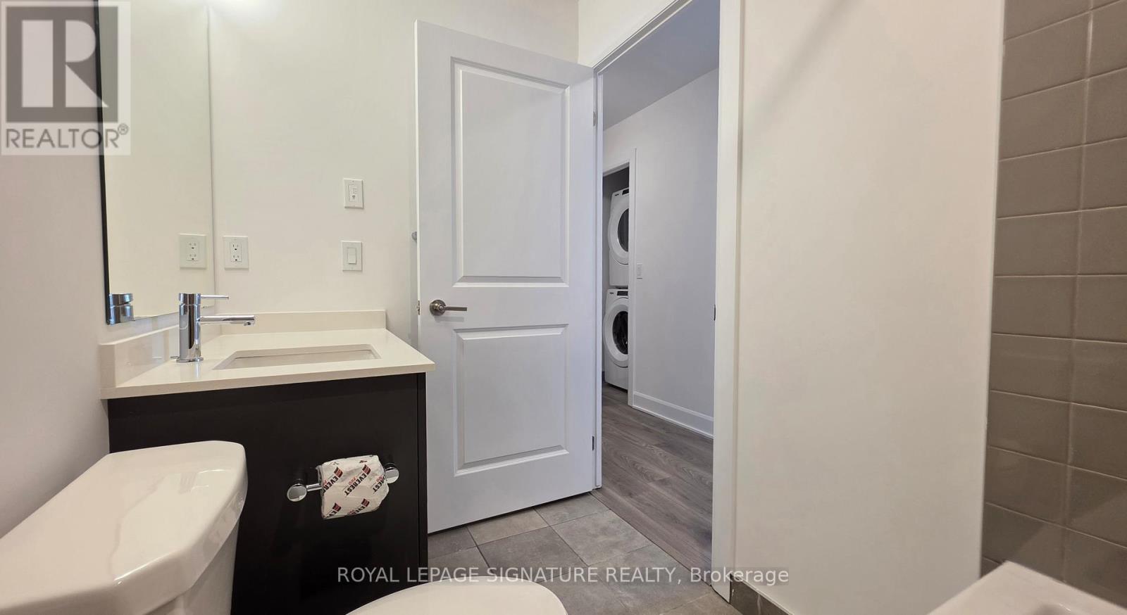 1508 - 3240 William Coltson Avenue, Oakville, Ontario  L6H 0X1 - Photo 24 - W12490316