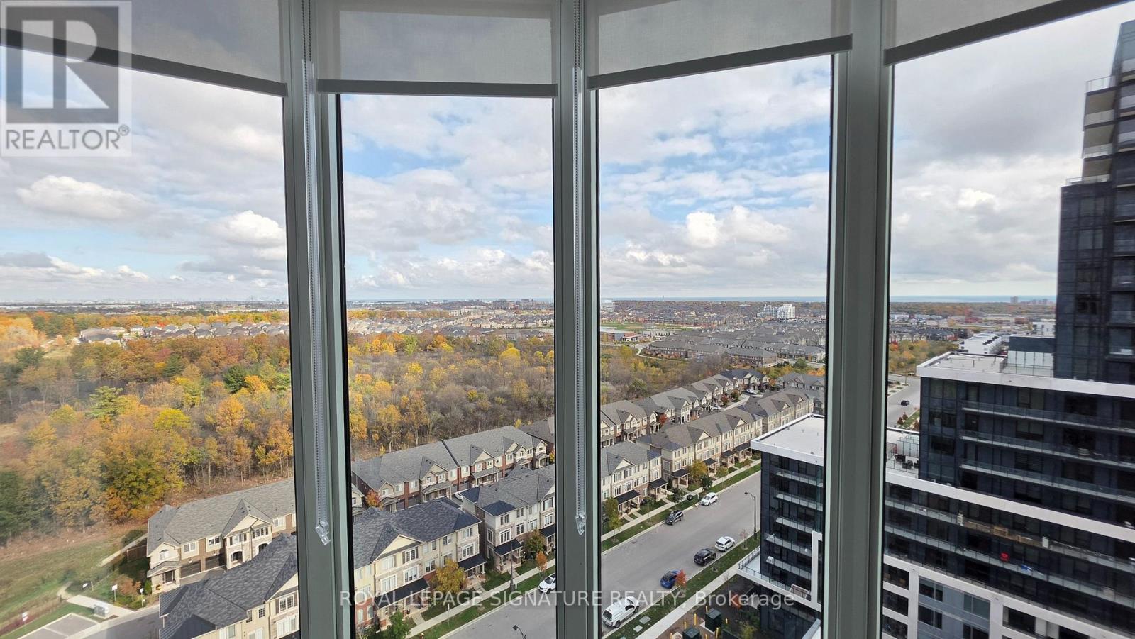1508 - 3240 William Coltson Avenue, Oakville, Ontario  L6H 0X1 - Photo 4 - W12490316