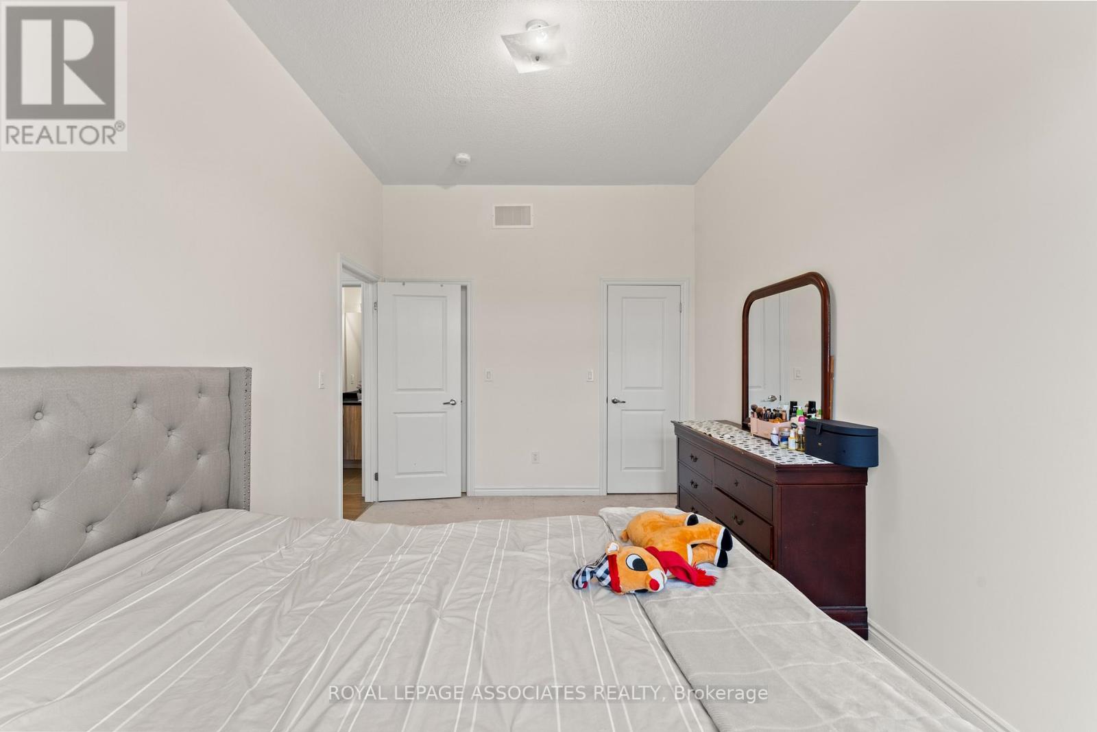 706 - 60 Halliford Place, Brampton, Ontario  L6P 4R1 - Photo 16 - W12490332