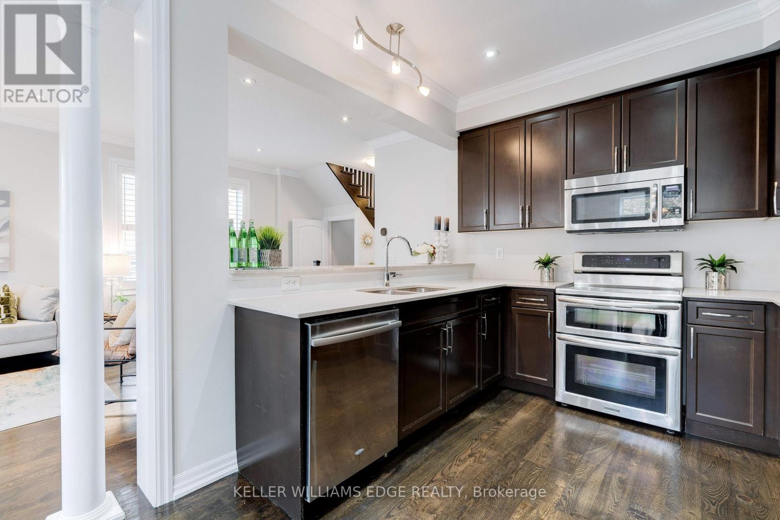 7 Aird Court, Milton, Ontario  L9T 3Y1 - Photo 12 - W12490346