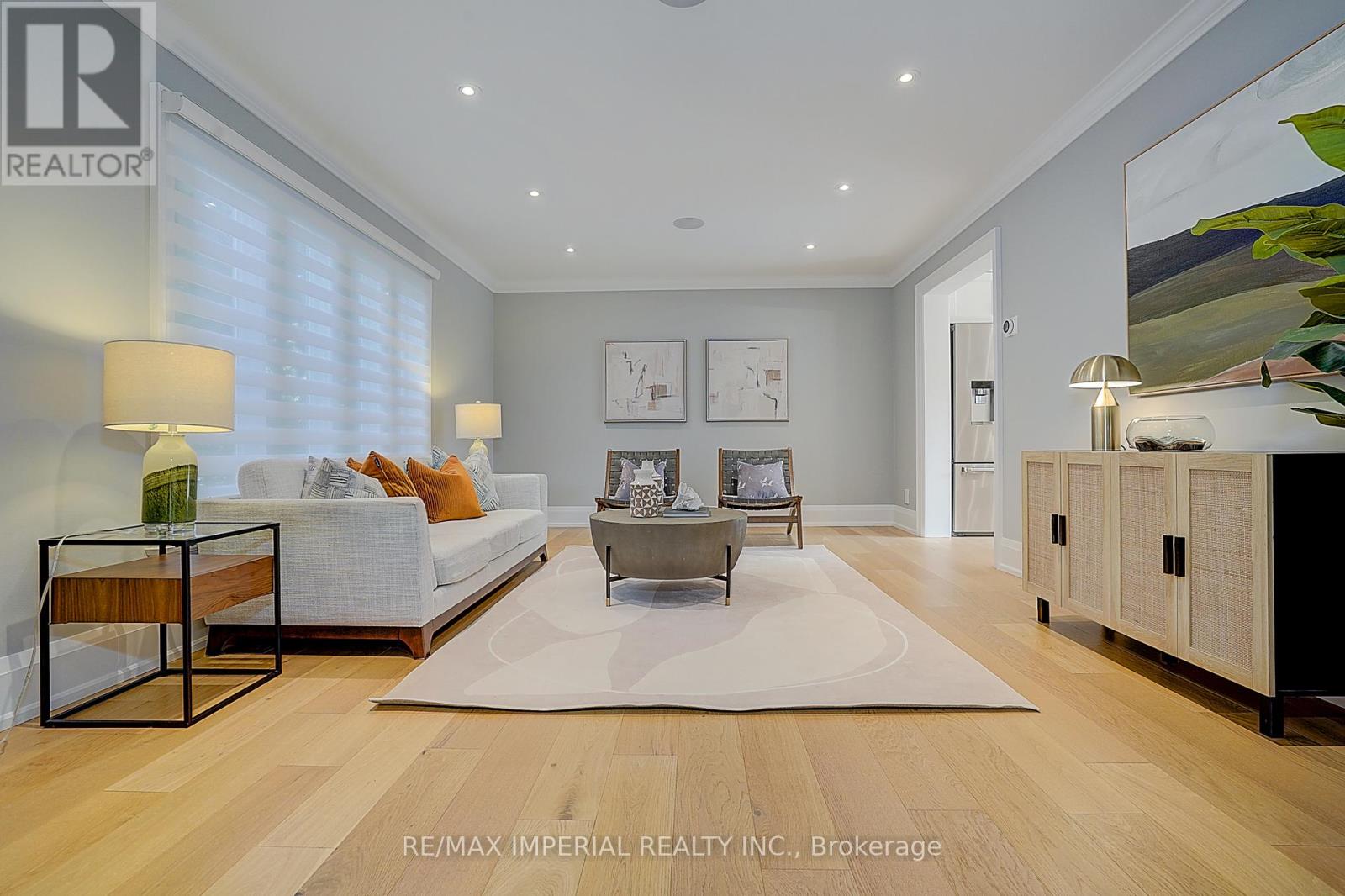 1832 Pine Siskin Court, Mississauga, Ontario  L5L 2Y3 - Photo 12 - W12490358