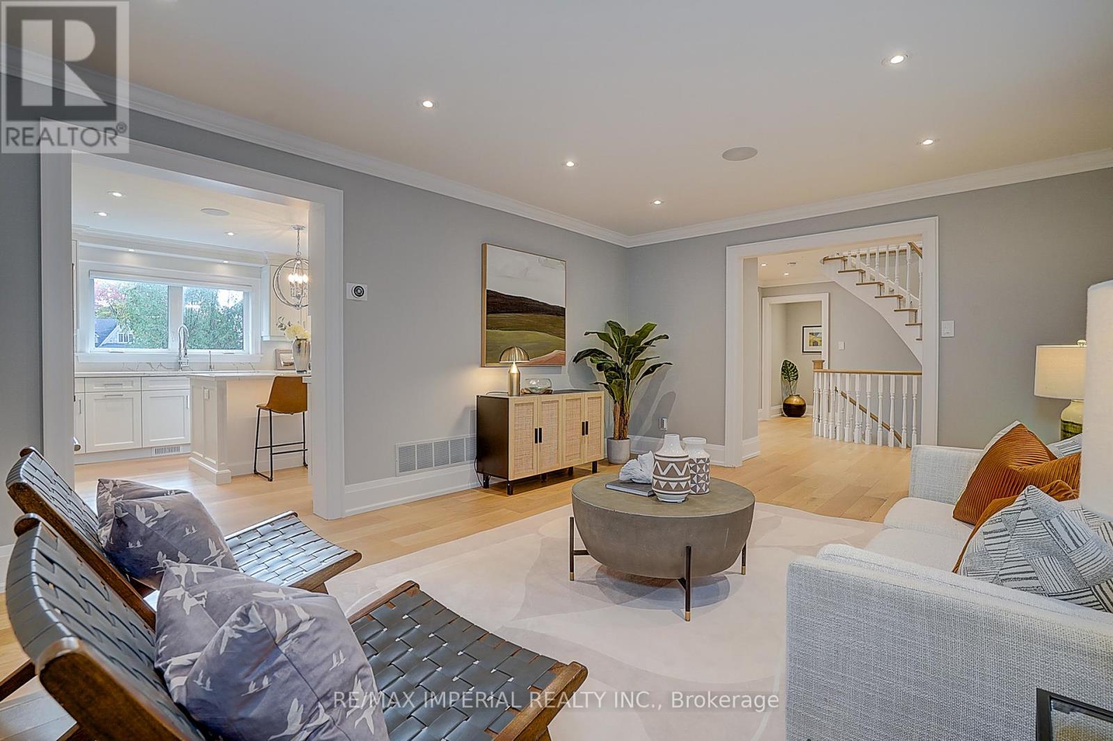 1832 Pine Siskin Court, Mississauga, Ontario  L5L 2Y3 - Photo 14 - W12490358