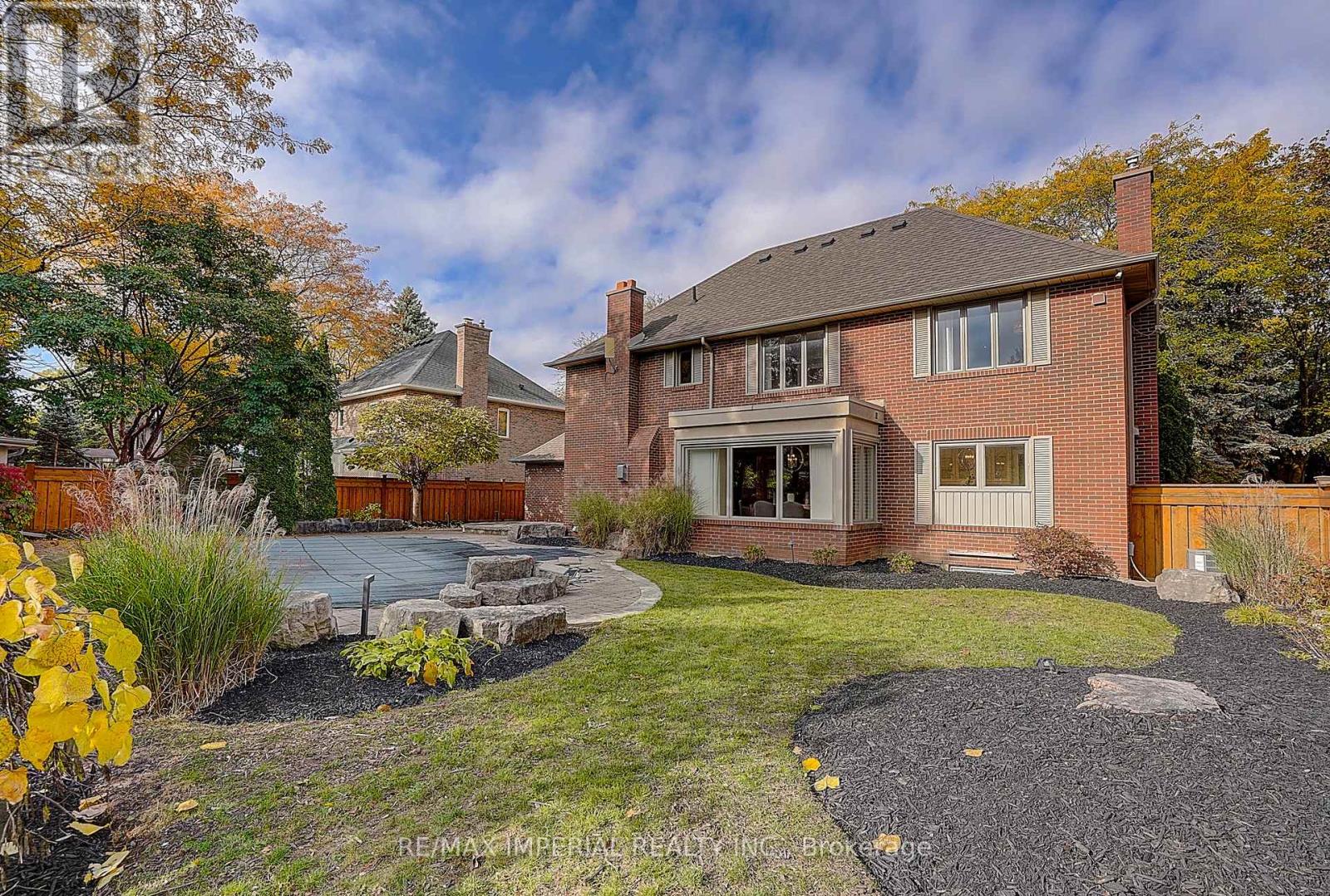 1832 Pine Siskin Court, Mississauga, Ontario  L5L 2Y3 - Photo 48 - W12490358