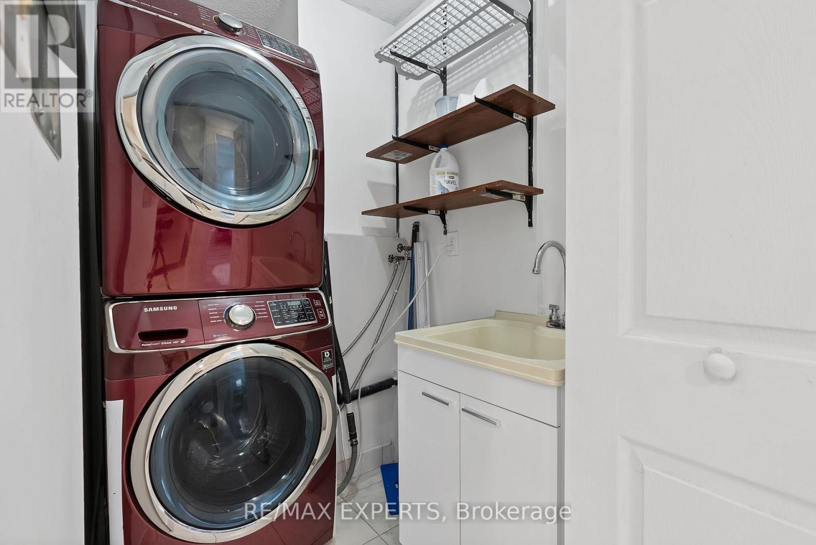 1013 - 390 Dixon Road, Toronto, Ontario  M9R 1T4 - Photo 33 - W12490374