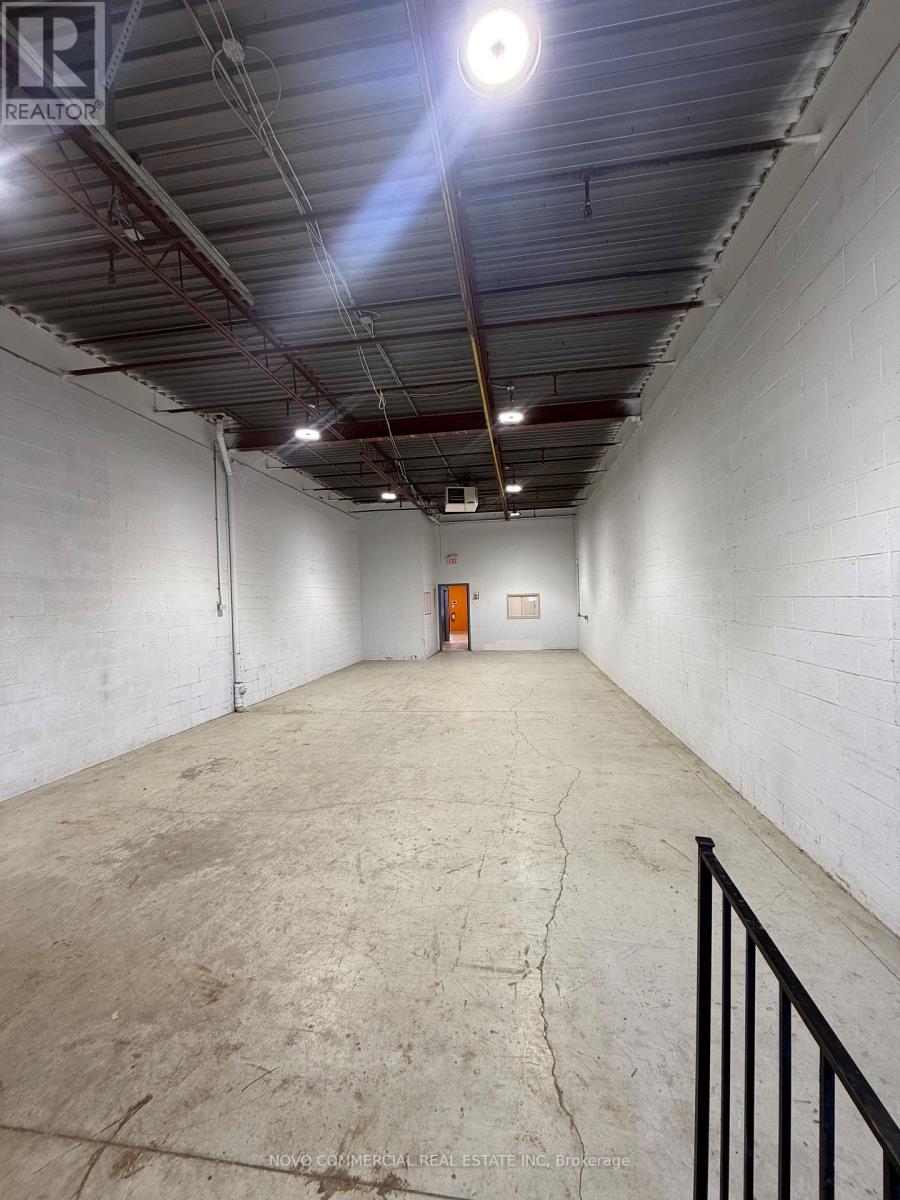 5 - 7150 Torbram Road W, Mississauga, Ontario  L4T 3Z8 - Photo 5 - W12490392