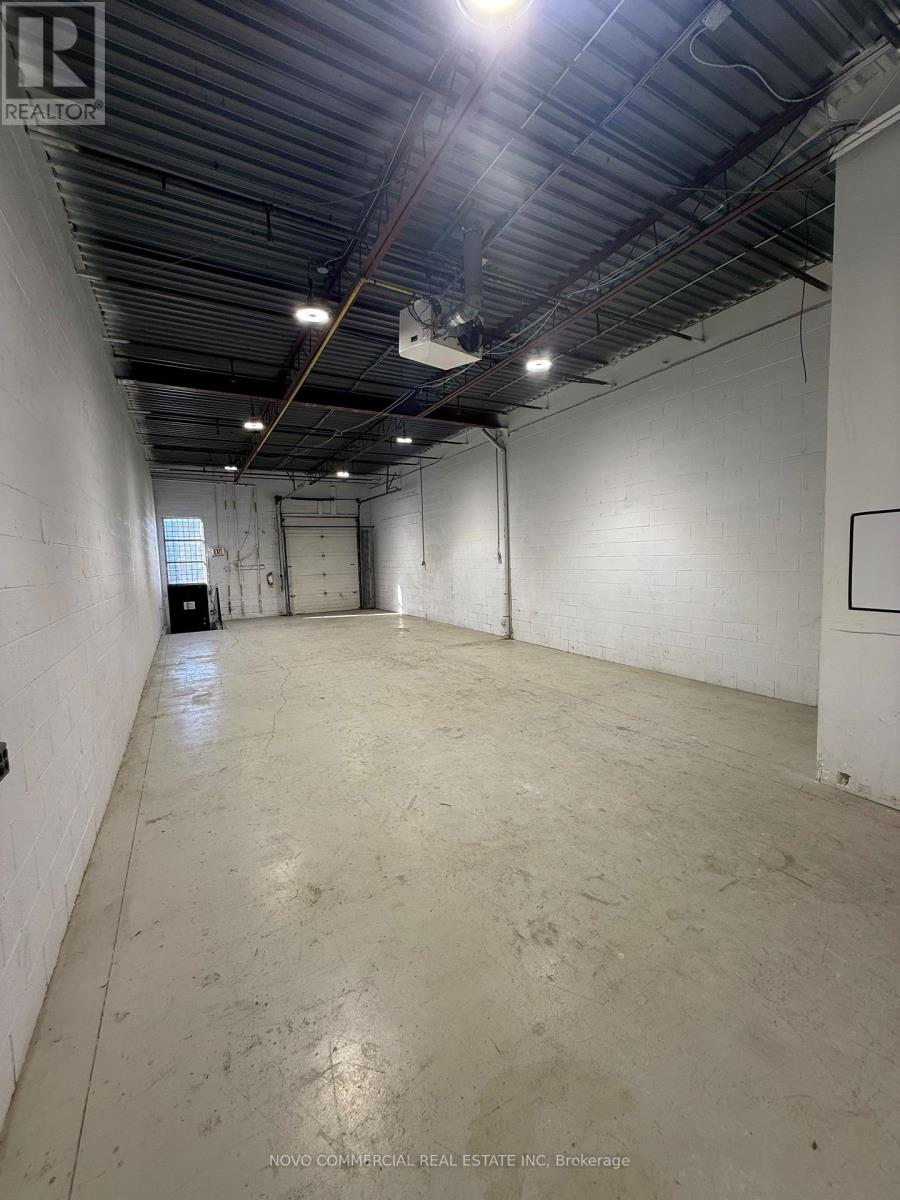 5 - 7150 Torbram Road W, Mississauga, Ontario  L4T 3Z8 - Photo 6 - W12490392