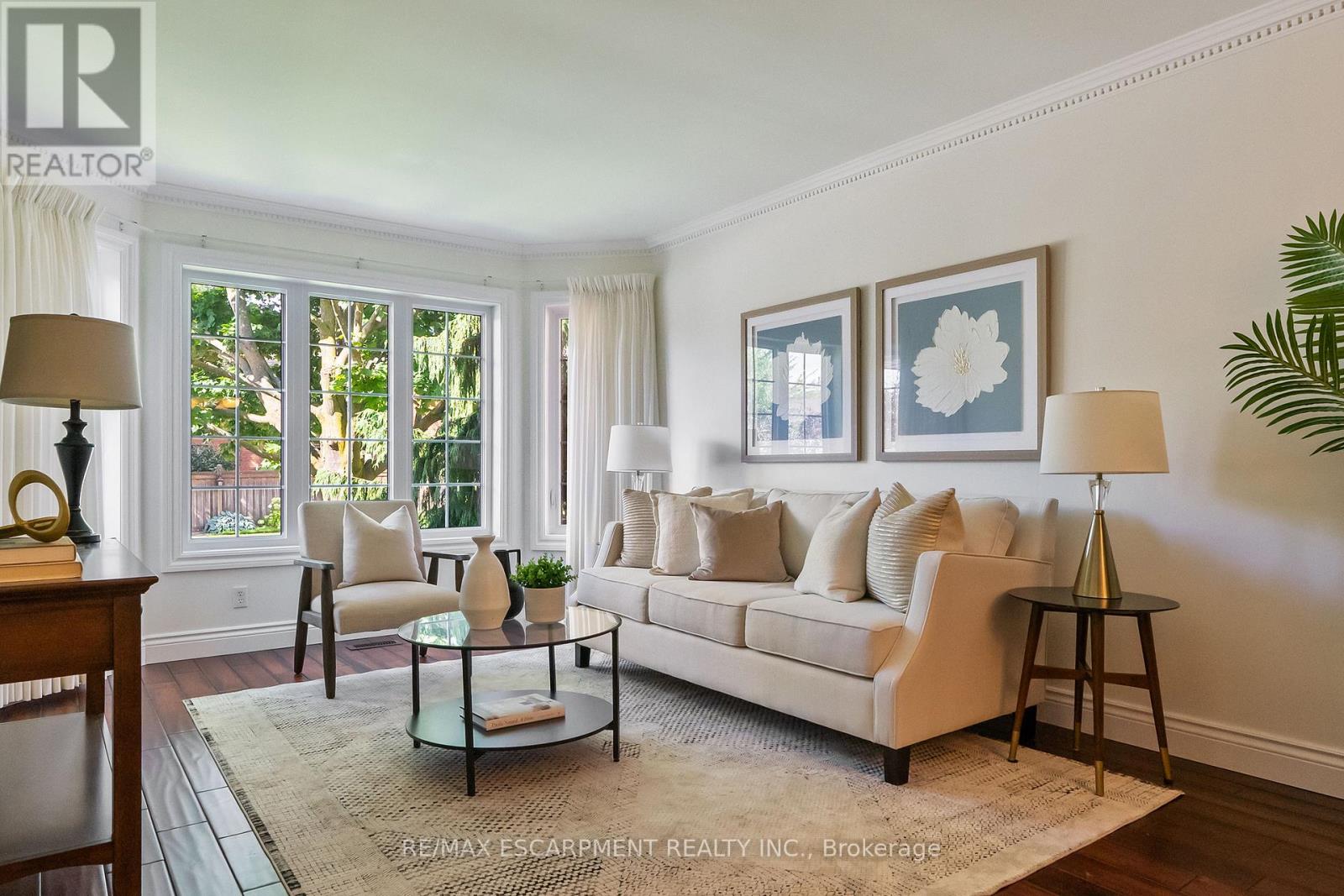 2421 Susquehanna Court, Oakville, Ontario  L6H 5Y8 - Photo 3 - W12490400