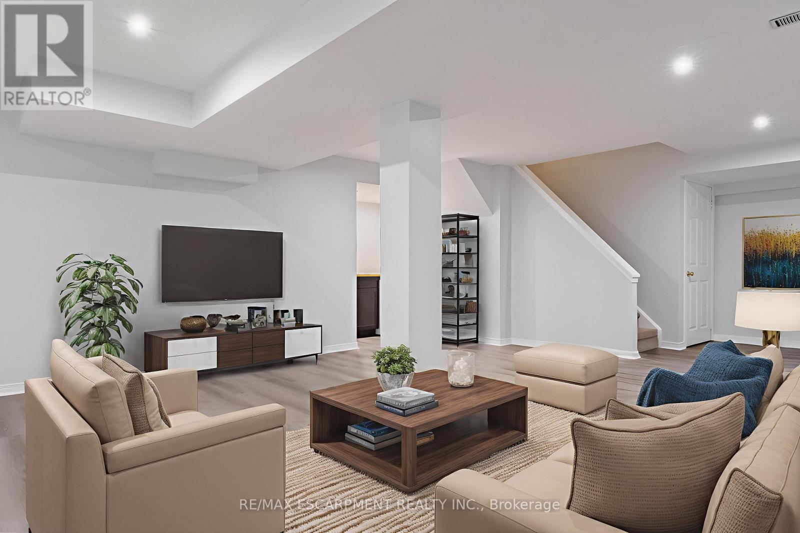 2421 Susquehanna Court, Oakville, Ontario  L6H 5Y8 - Photo 34 - W12490400