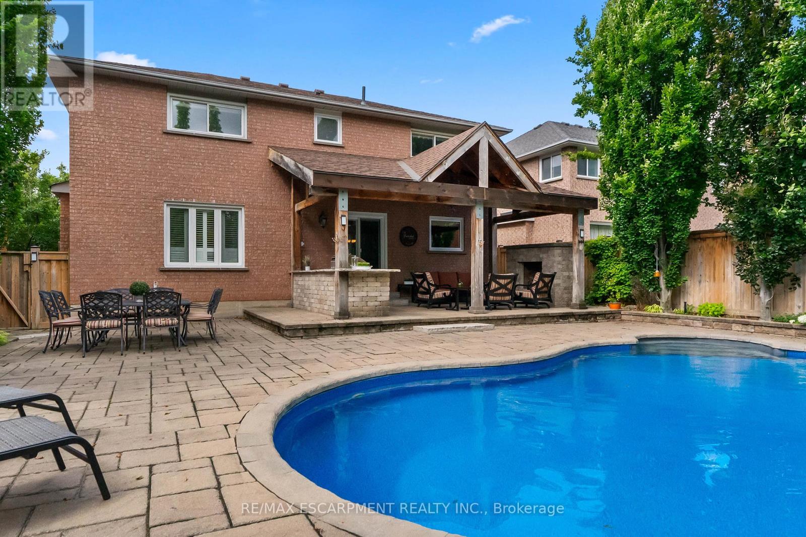 2421 Susquehanna Court, Oakville, Ontario  L6H 5Y8 - Photo 45 - W12490400