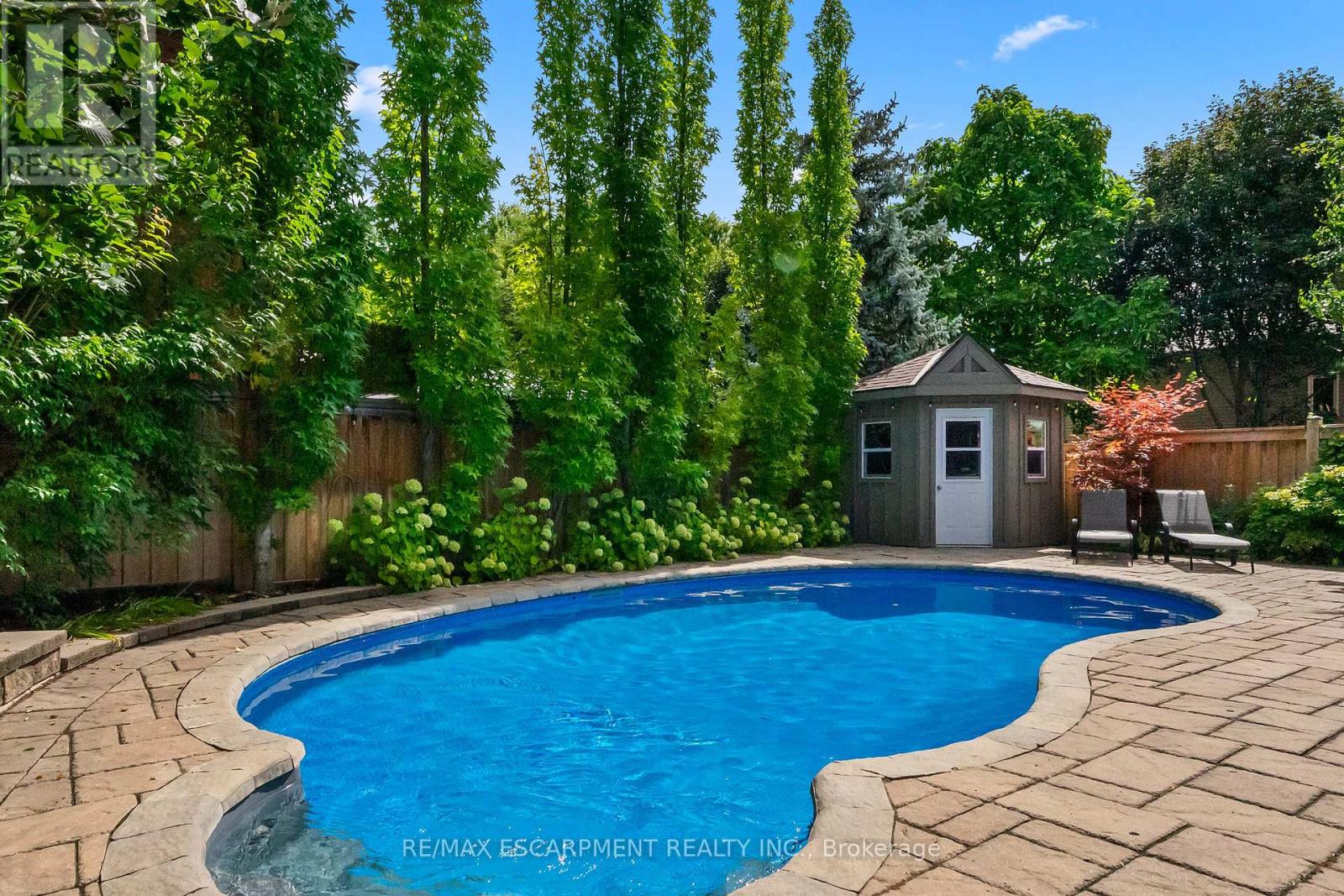 2421 Susquehanna Court, Oakville, Ontario  L6H 5Y8 - Photo 46 - W12490400