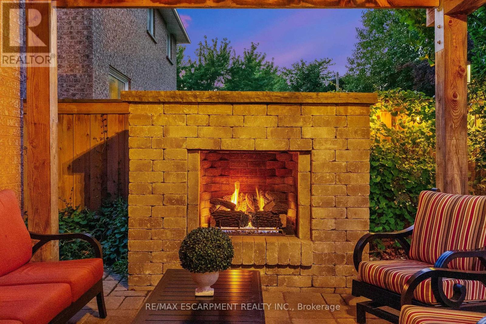 2421 Susquehanna Court, Oakville, Ontario  L6H 5Y8 - Photo 50 - W12490400