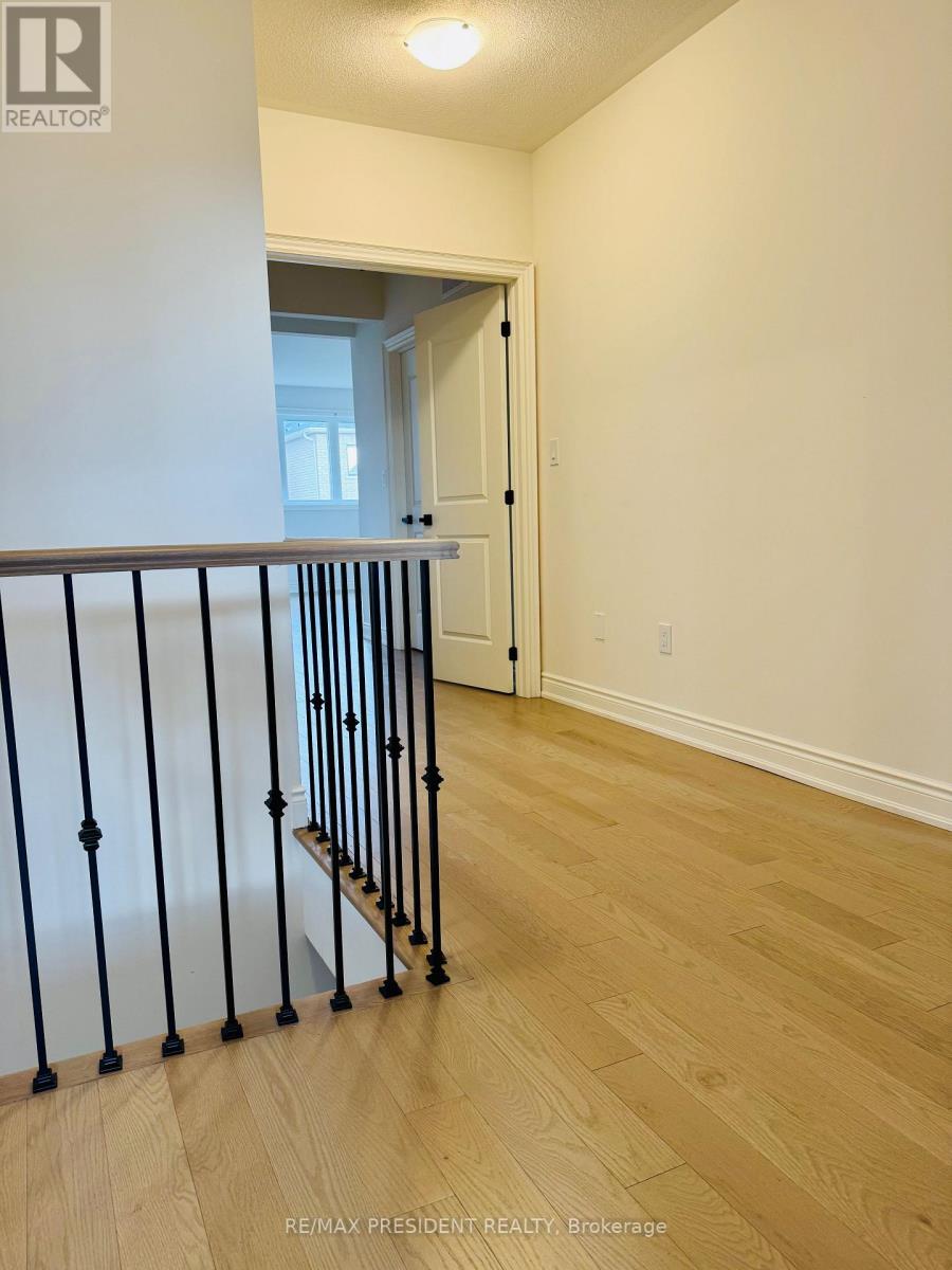 113 Walker Road W, Caledon, Ontario  L7C 4M9 - Photo 13 - W12490442