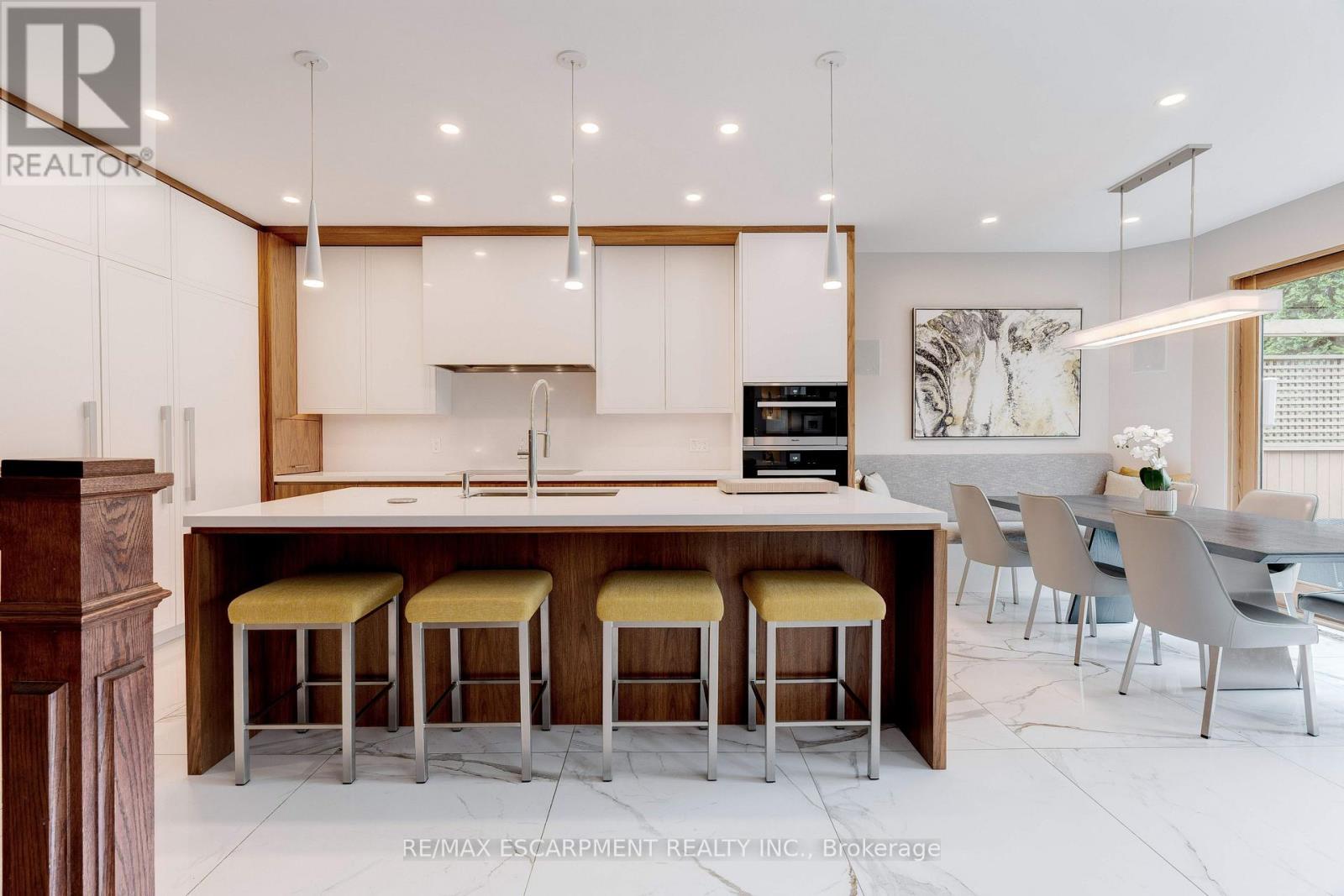 290 Shoreacres Road, Burlington, Ontario  L7L 2H4 - Photo 17 - W12490452